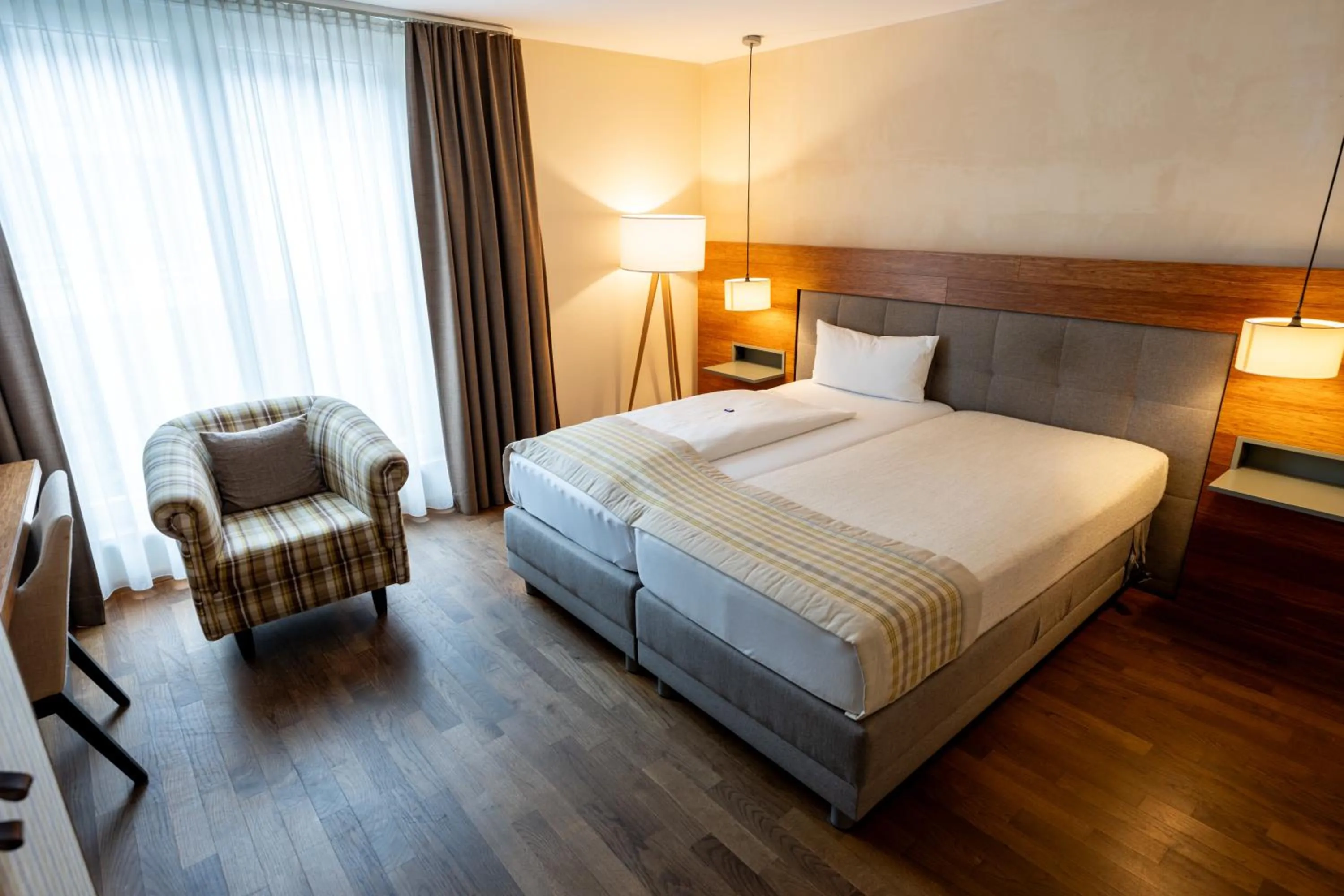 Photo of the whole room, Bed in Restaurant Hotel Zum Storchen