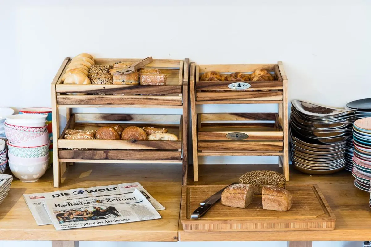 Breakfast in Restaurant Hotel Zum Storchen