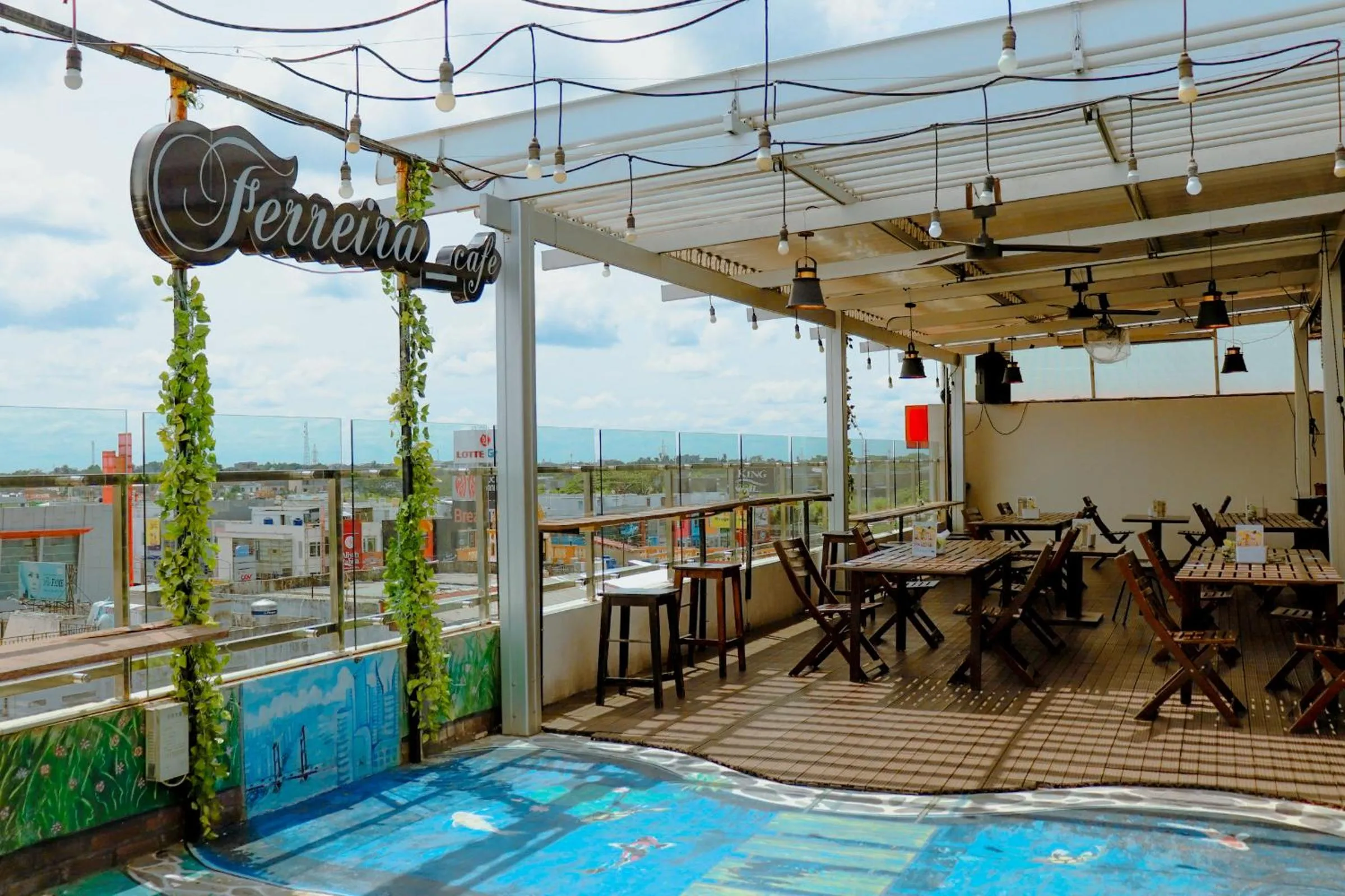 Restaurant/places to eat in Cordela Inn R Sukamto Palembang