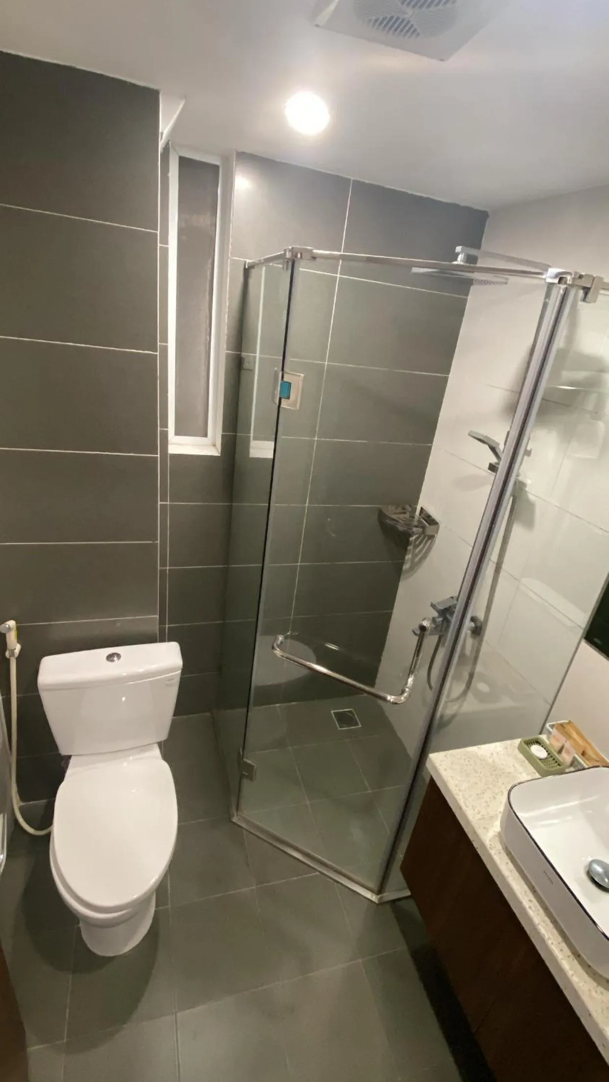 Bathroom in Wins Apartment