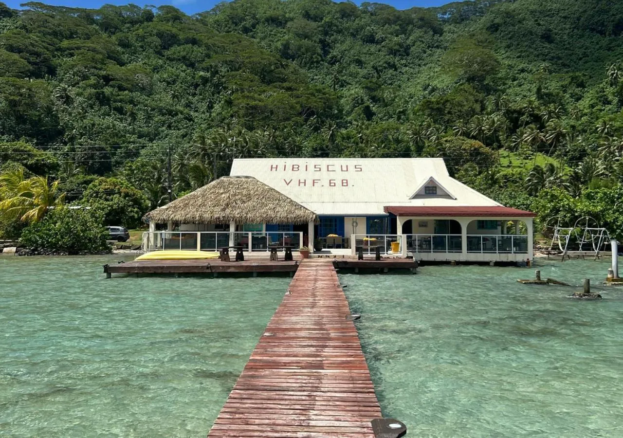 Restaurant/places to eat in Pension Hibiscus Taha'a