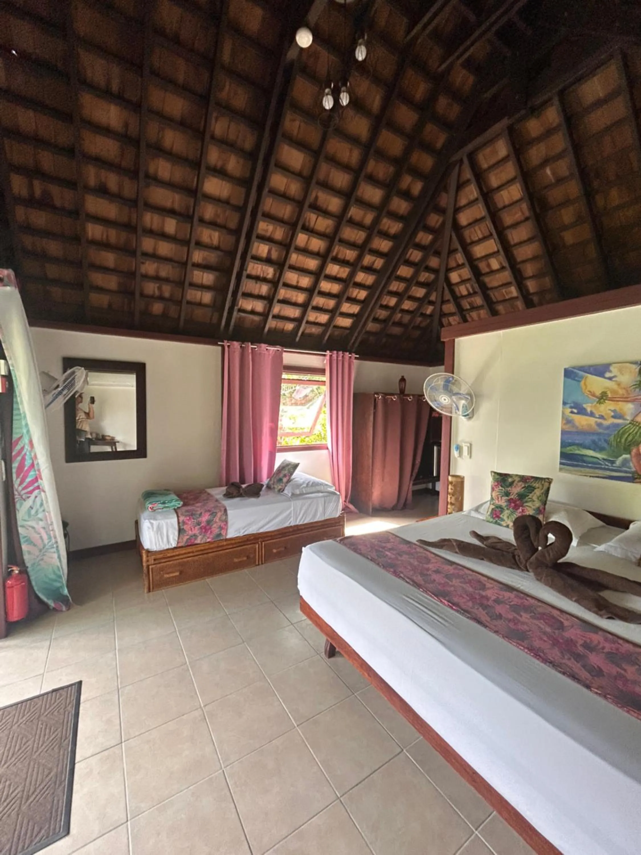 Property building, Bed in Pension Hibiscus Taha'a