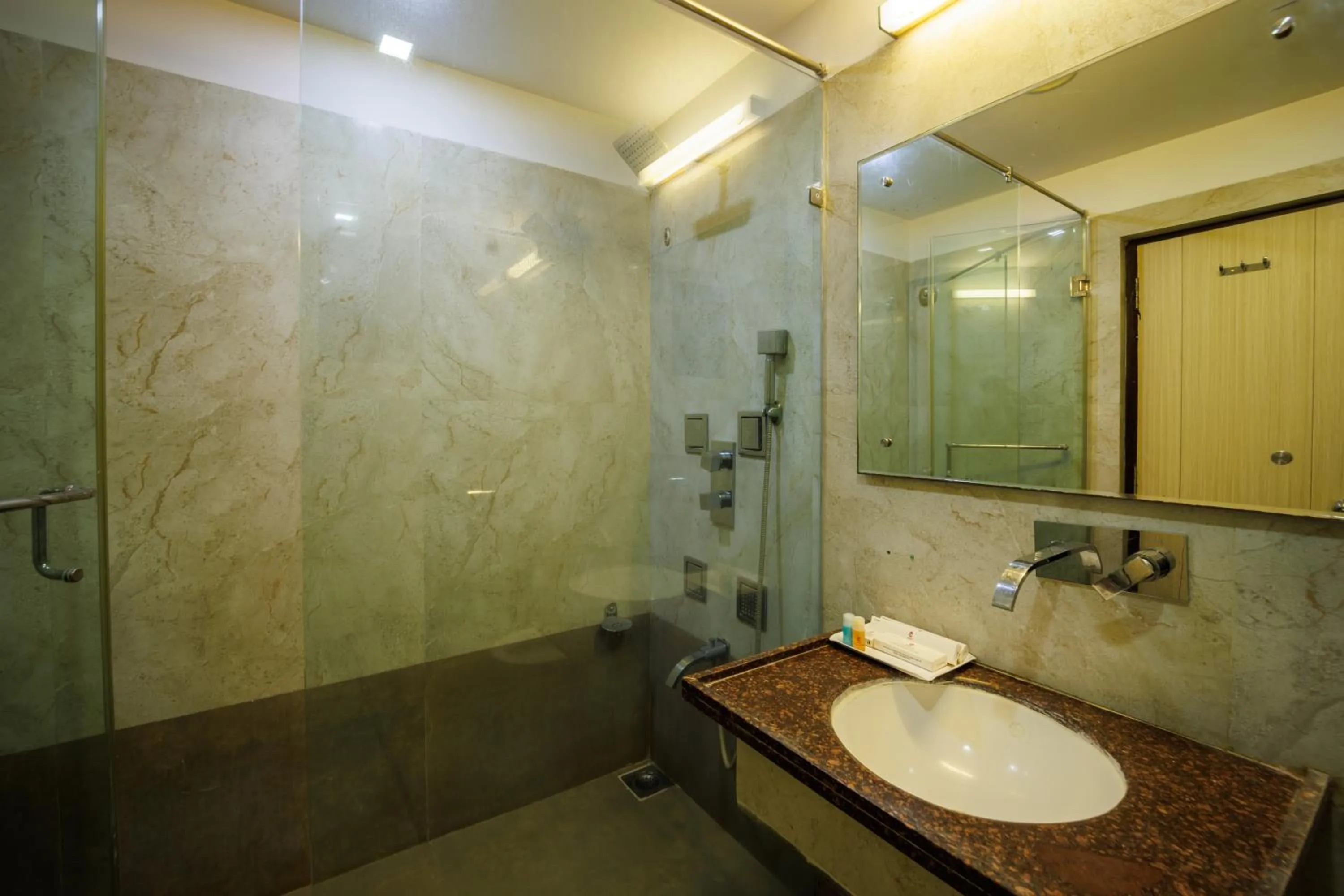 Shower in Hotel Celebration