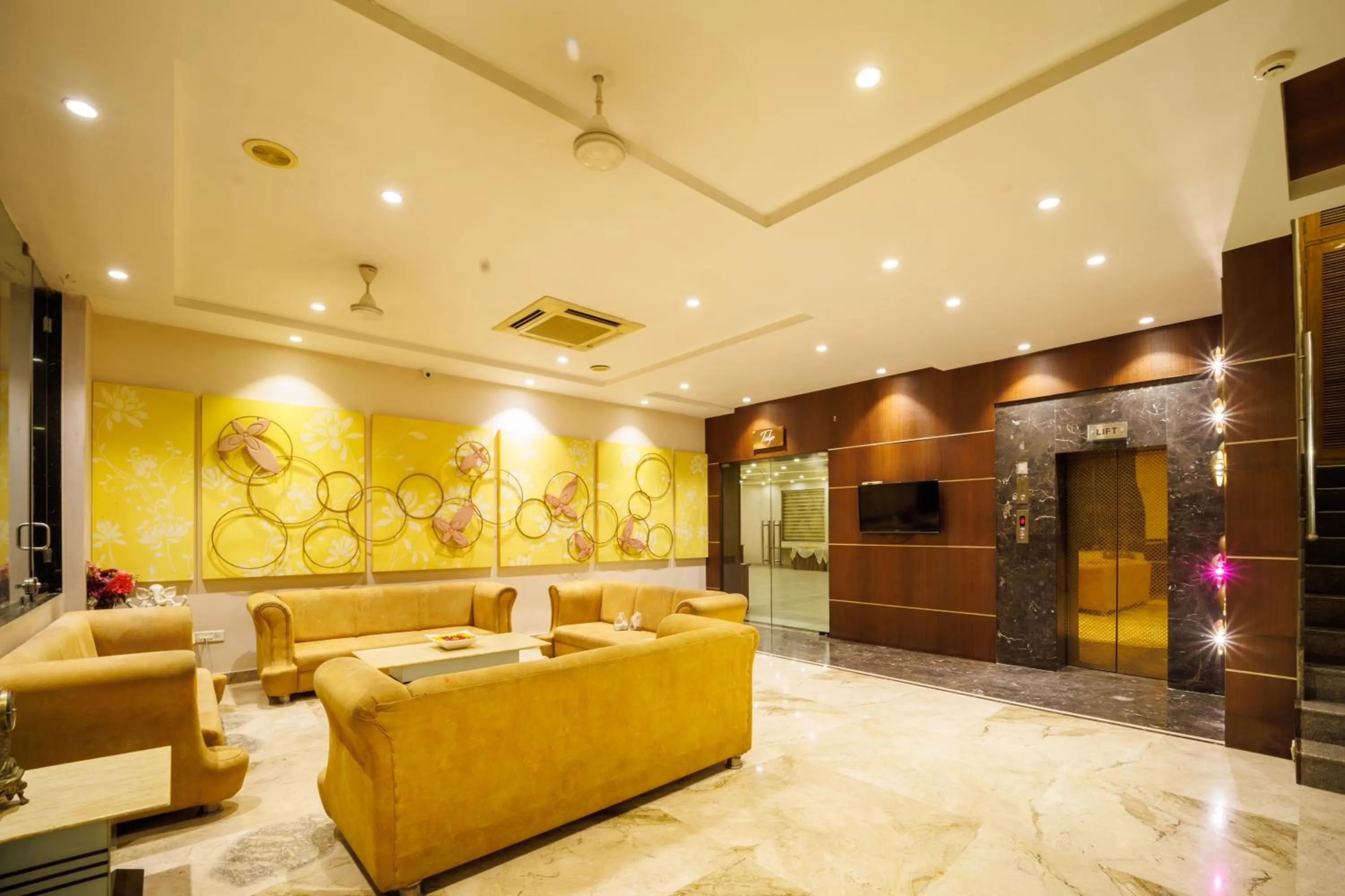 Seating area in Hotel Celebration