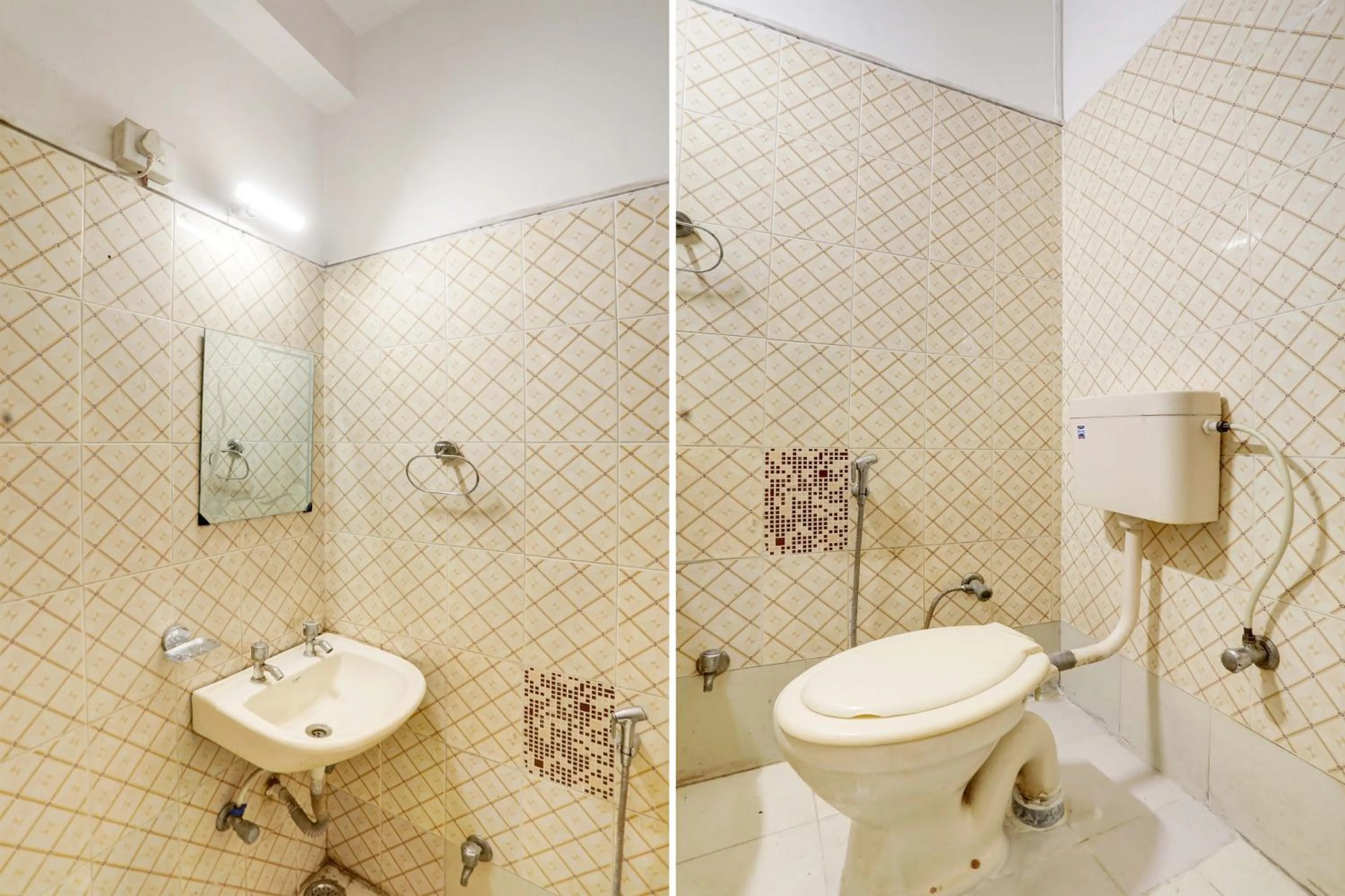 Bathroom in Super Hotel O Green Park Residency