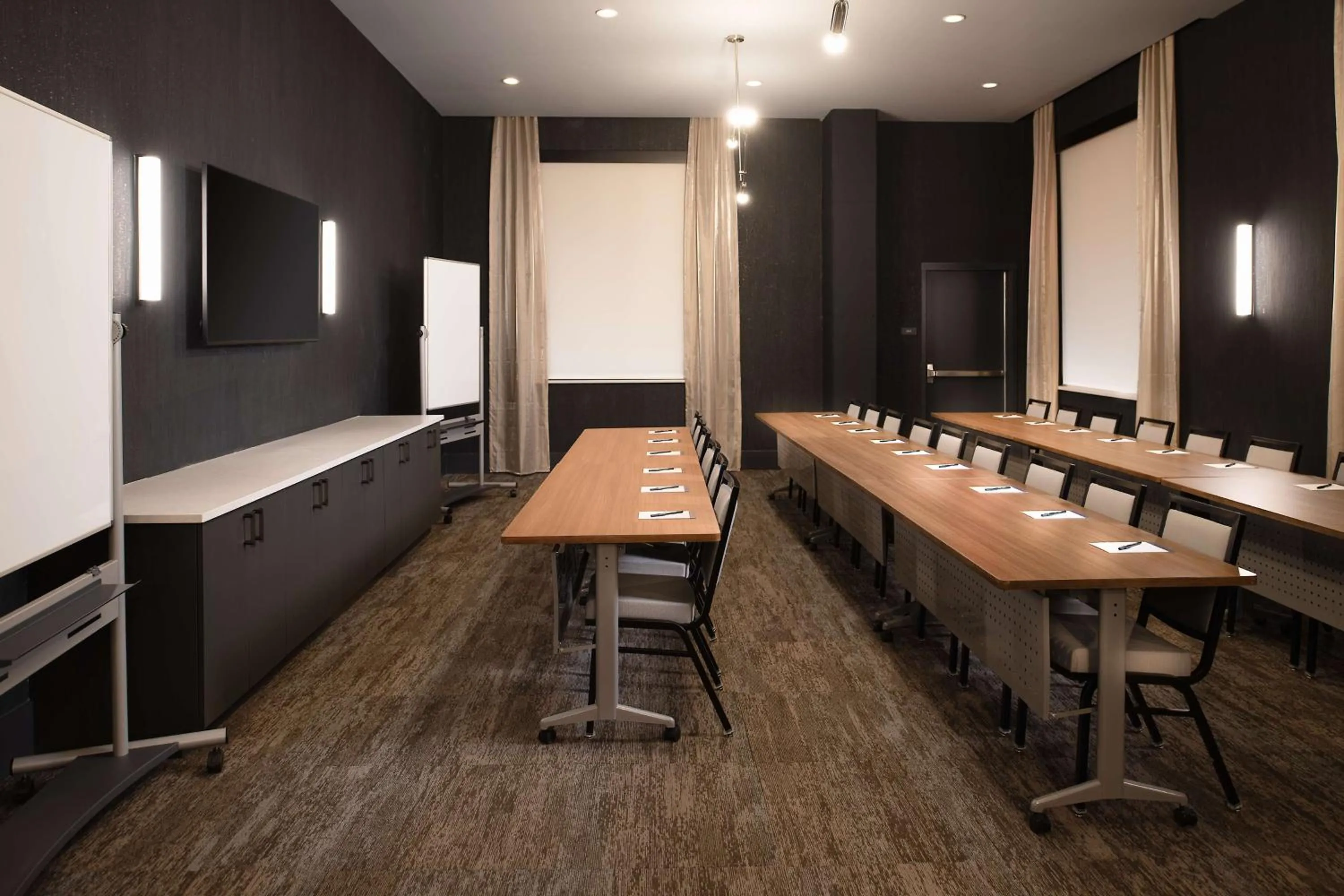 Meeting/conference room in Hyatt Place Nashville/Green Hills
