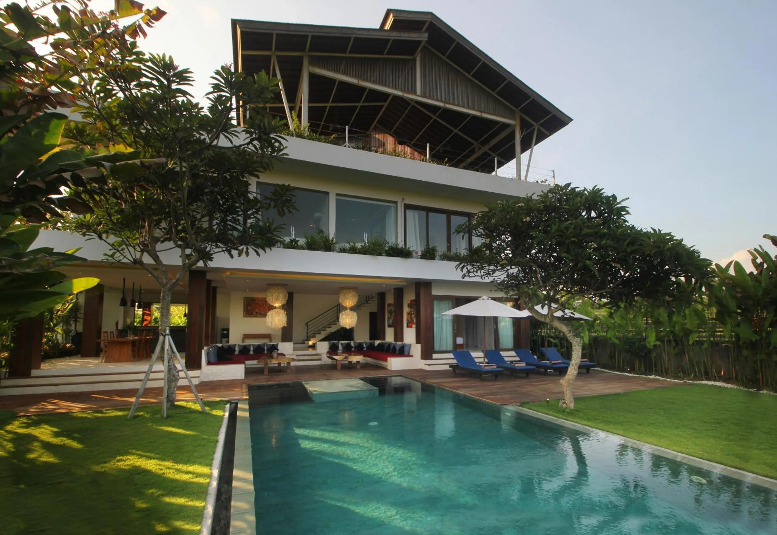 Suite in Nesara Villa