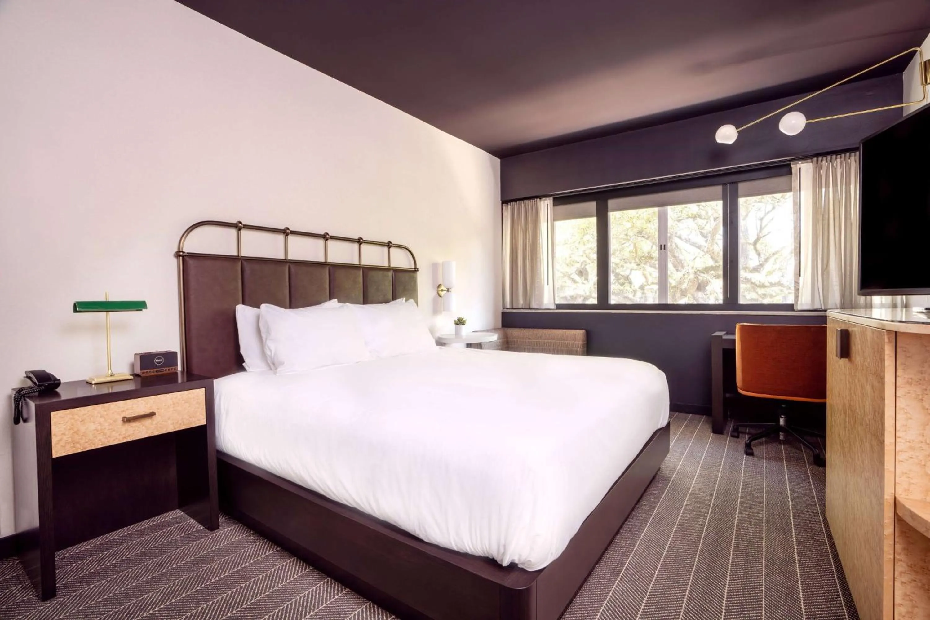 Photo of the whole room, Bed in Origin Baton Rouge, a Wyndham Hotel