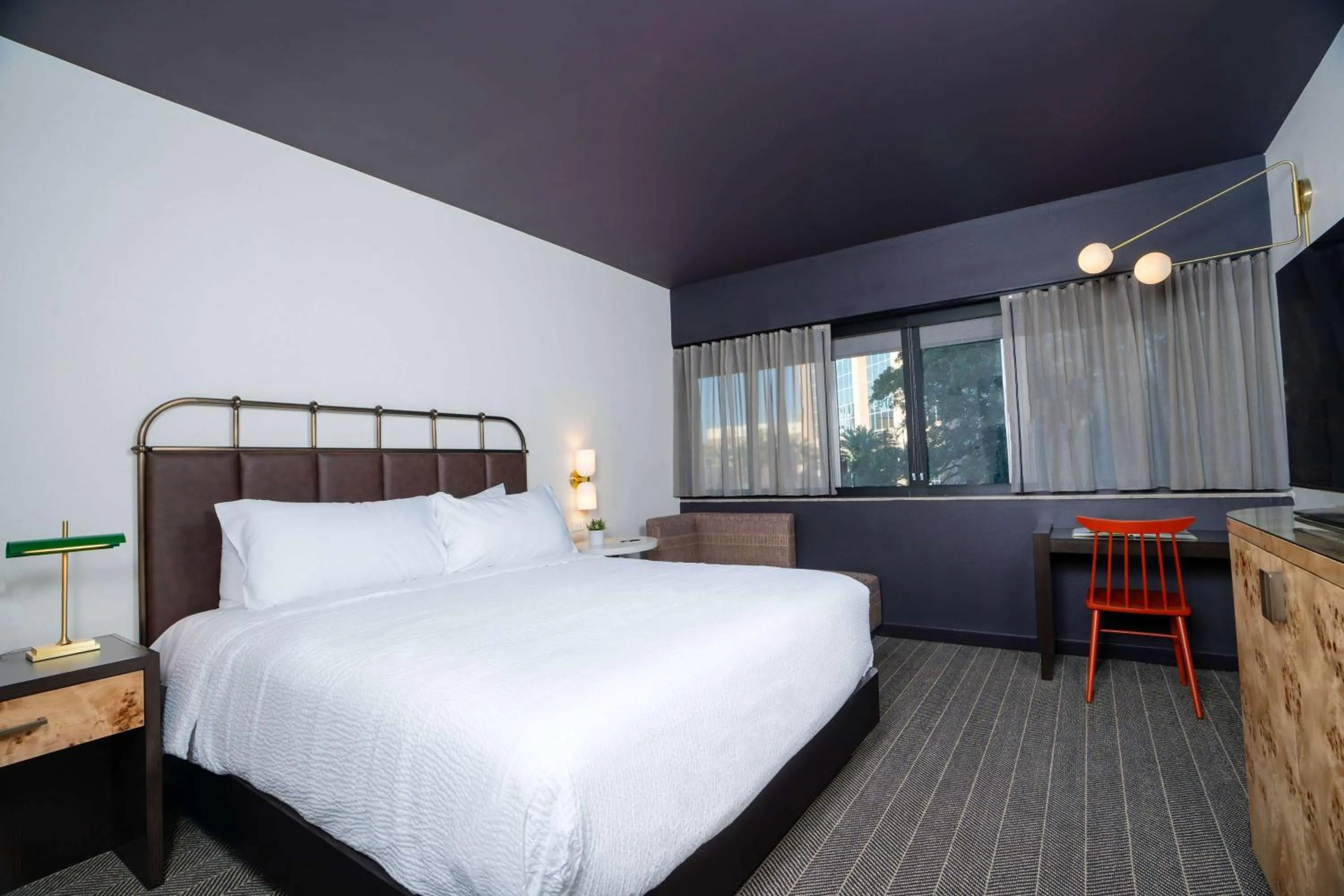 Photo of the whole room, Bed in Origin Baton Rouge, a Wyndham Hotel