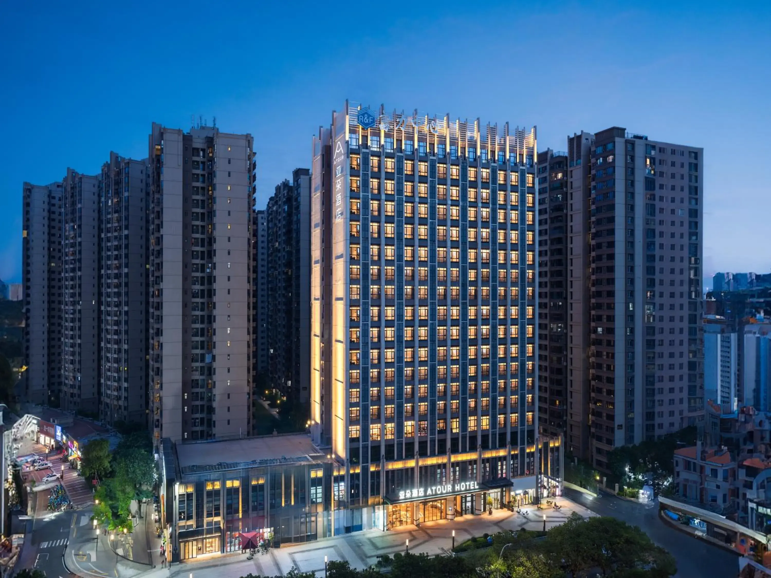 Property building in Atour Hotel Meizhou West Station R&F Center Property building in Atour Hotel Meizhou West Station R&F Center