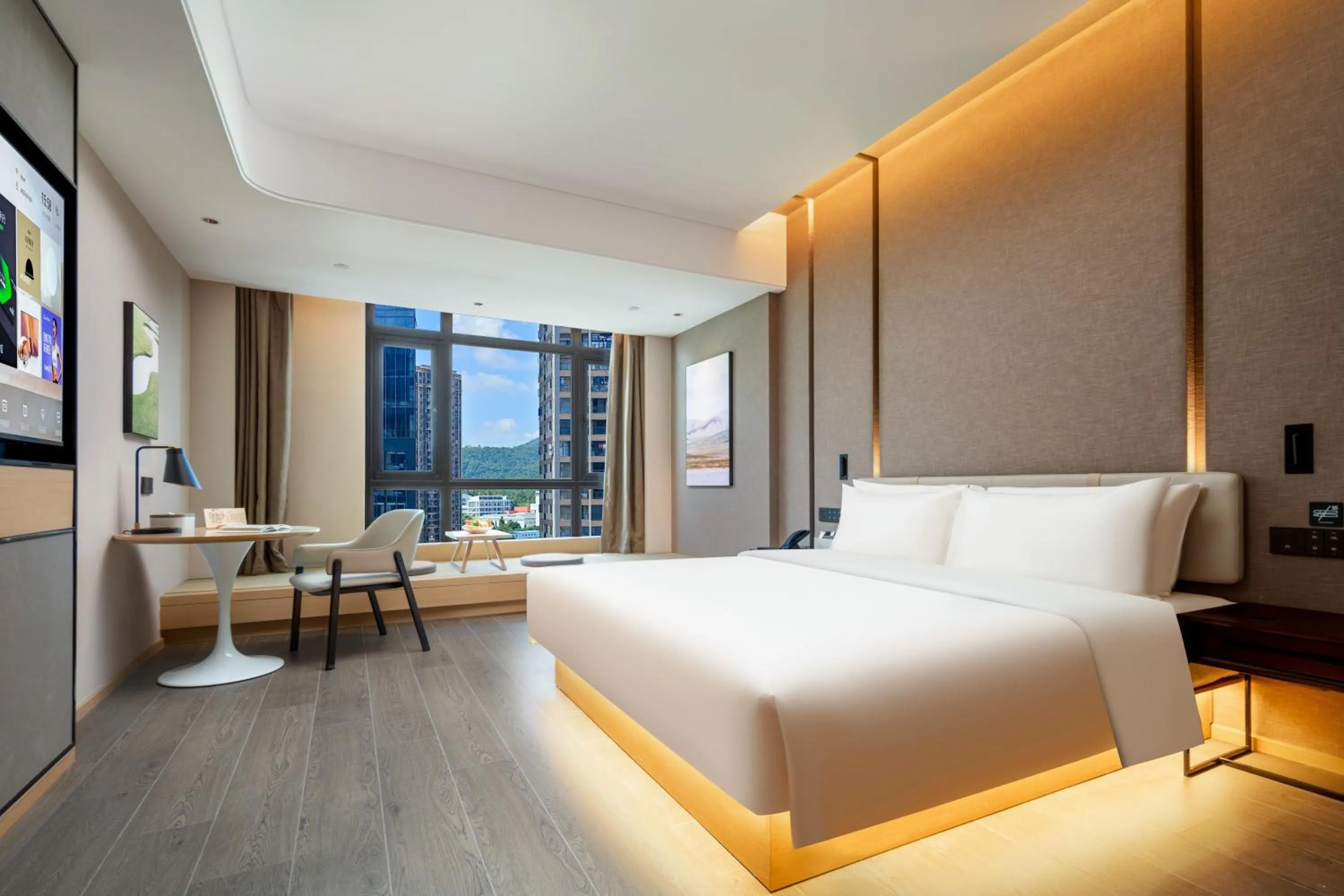 Photo of the whole room, Bed in Atour Hotel Meizhou West Station R&F Center