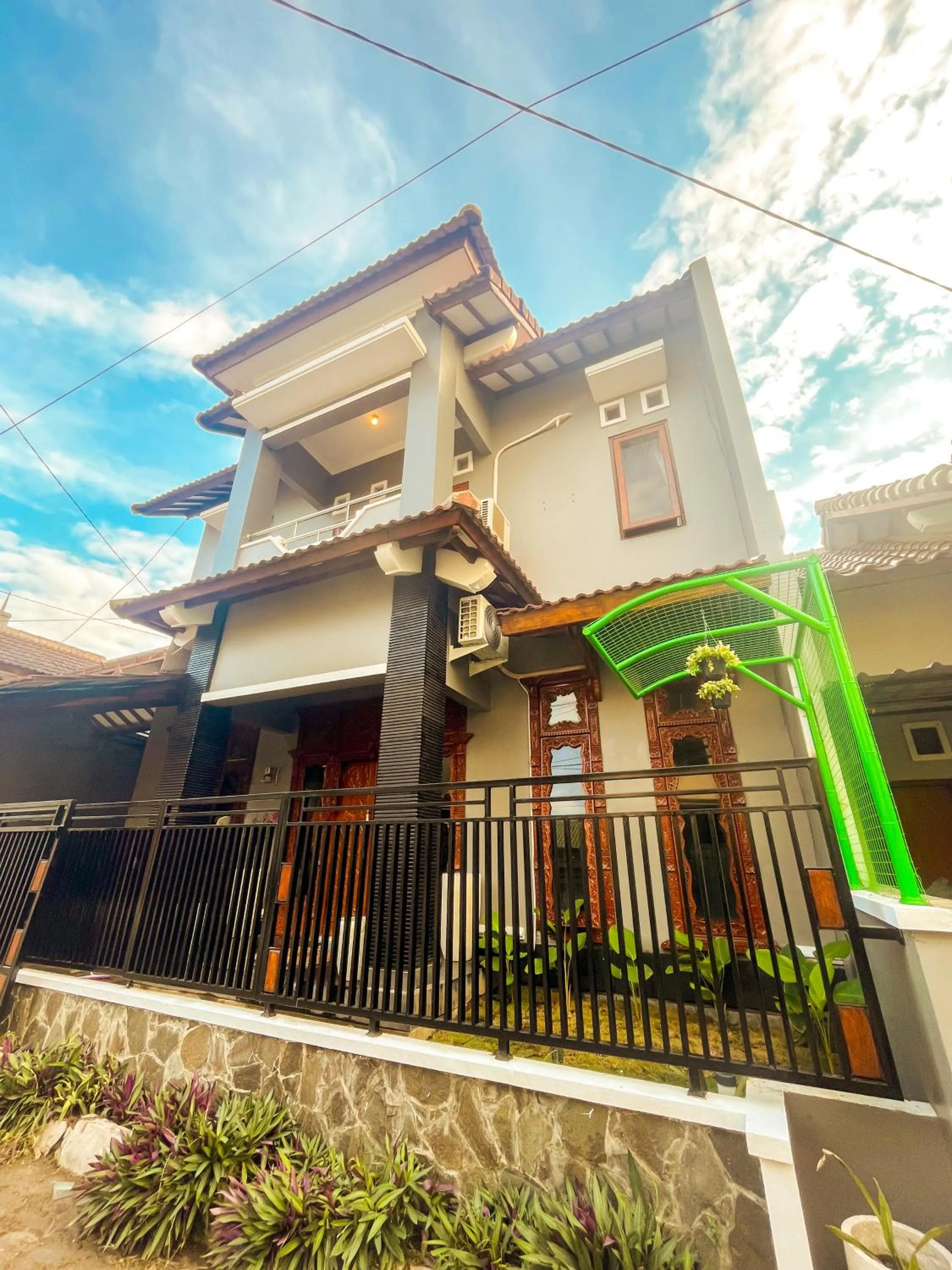 Property building in Homestay Kamar Tamu Gedongkiwo