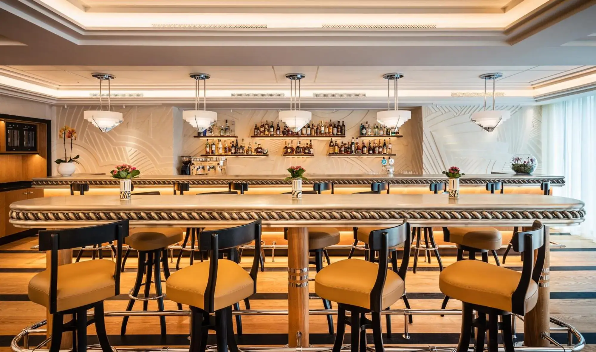 Restaurant/places to eat in Dinamo Hotel Baku Restaurant/places to eat in Dinamo Hotel Baku
