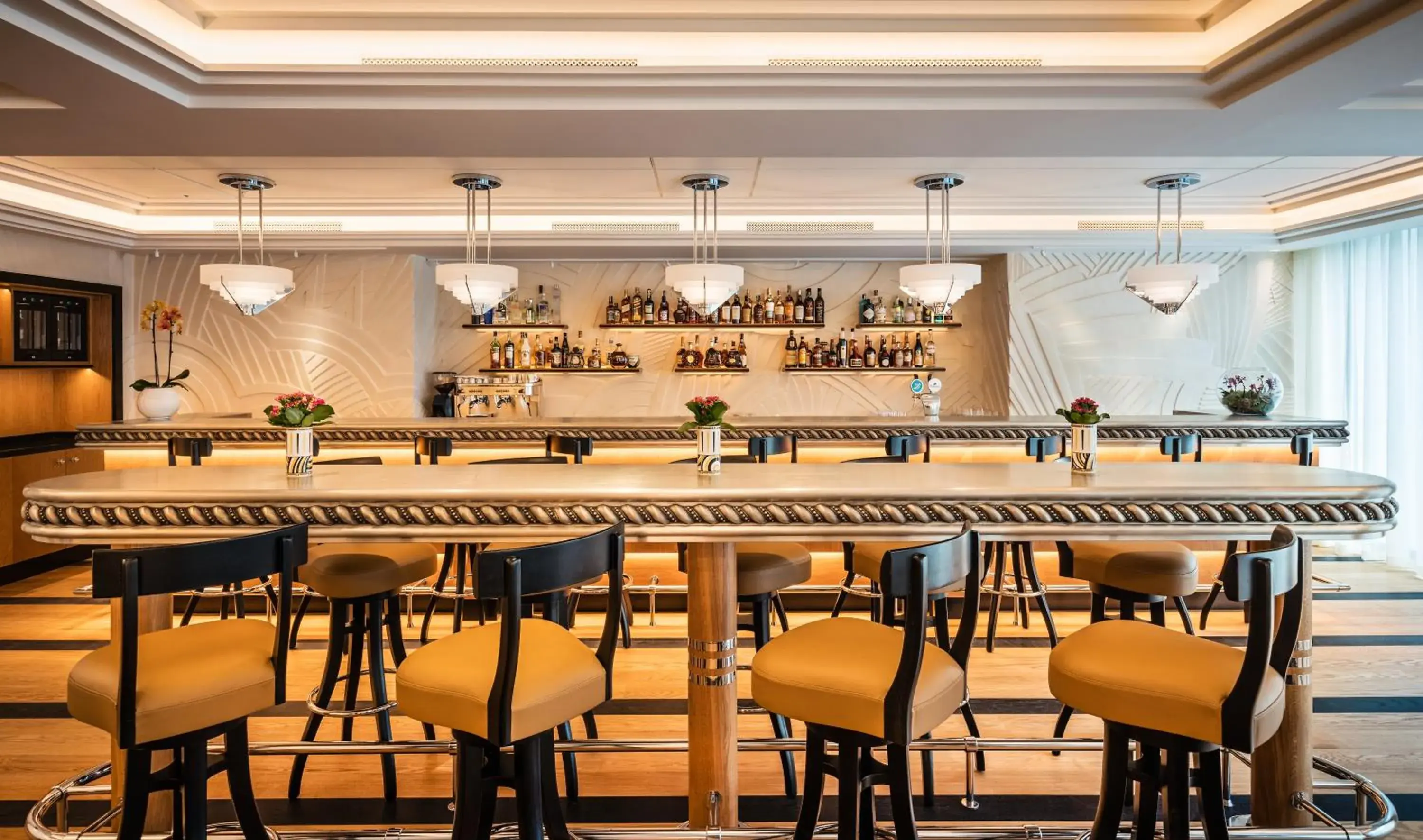 Restaurant/places to eat in Dinamo Hotel Baku Restaurant/places to eat in Dinamo Hotel Baku