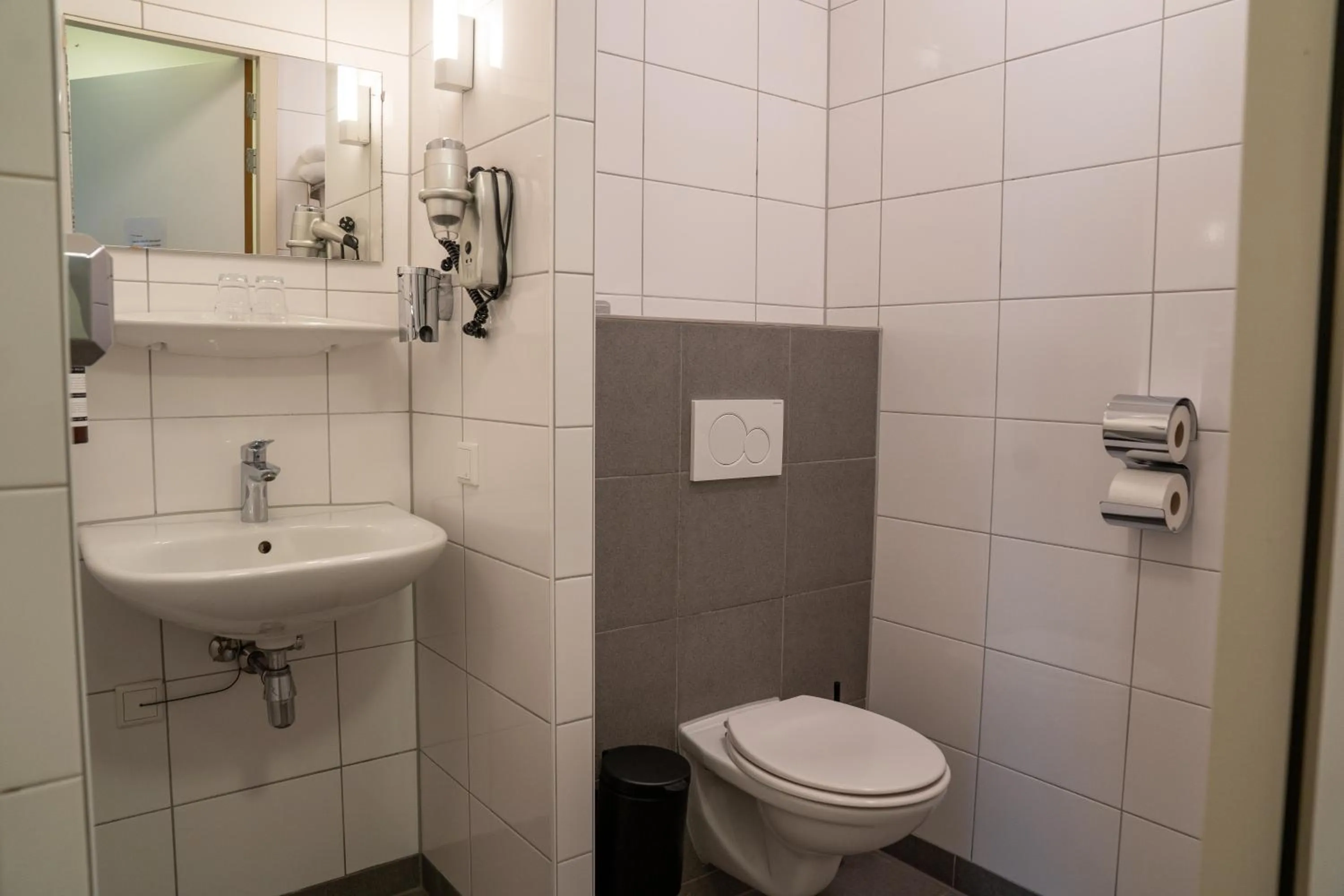 Bathroom in Het Hart van Weesp