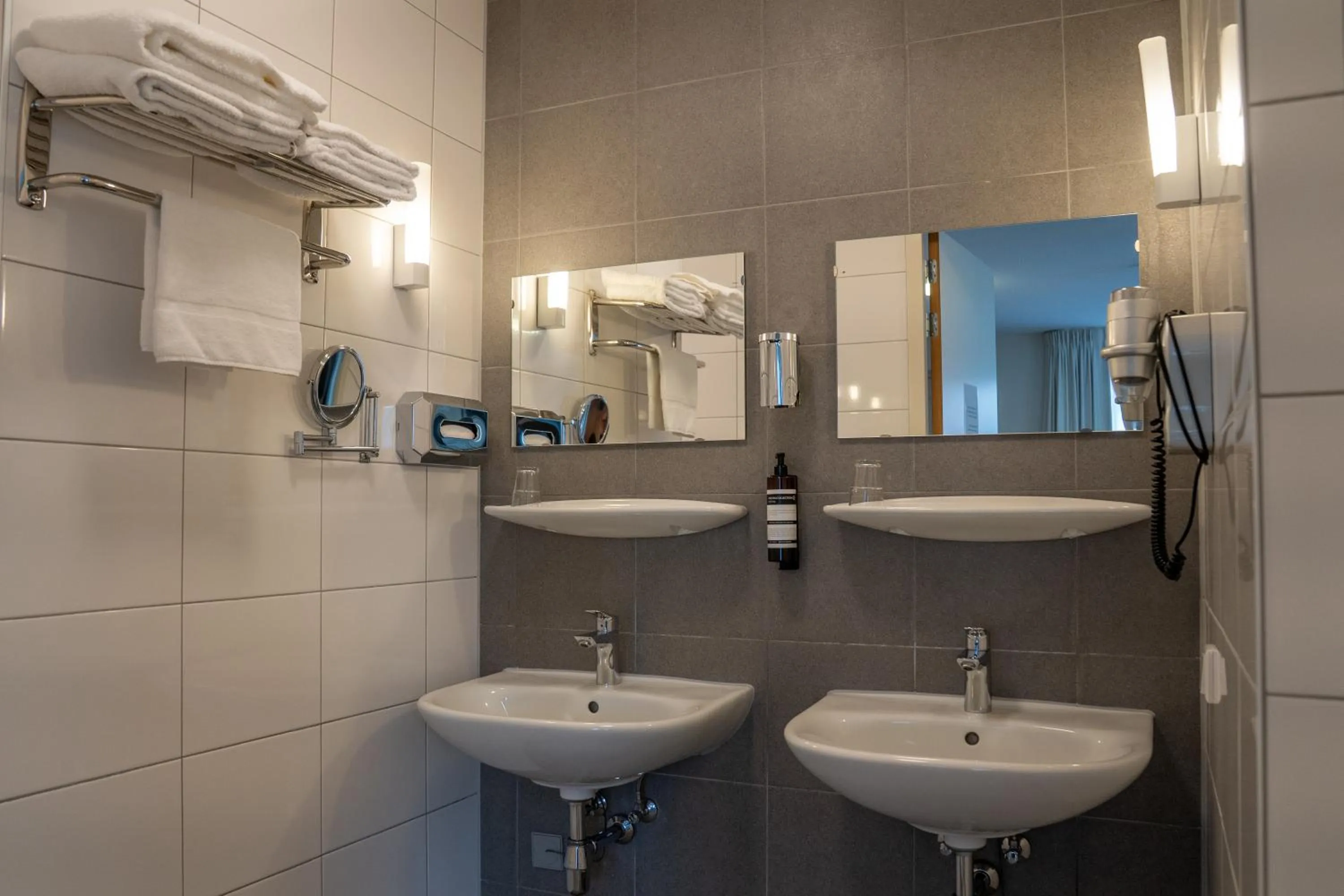 Bathroom in Het Hart van Weesp