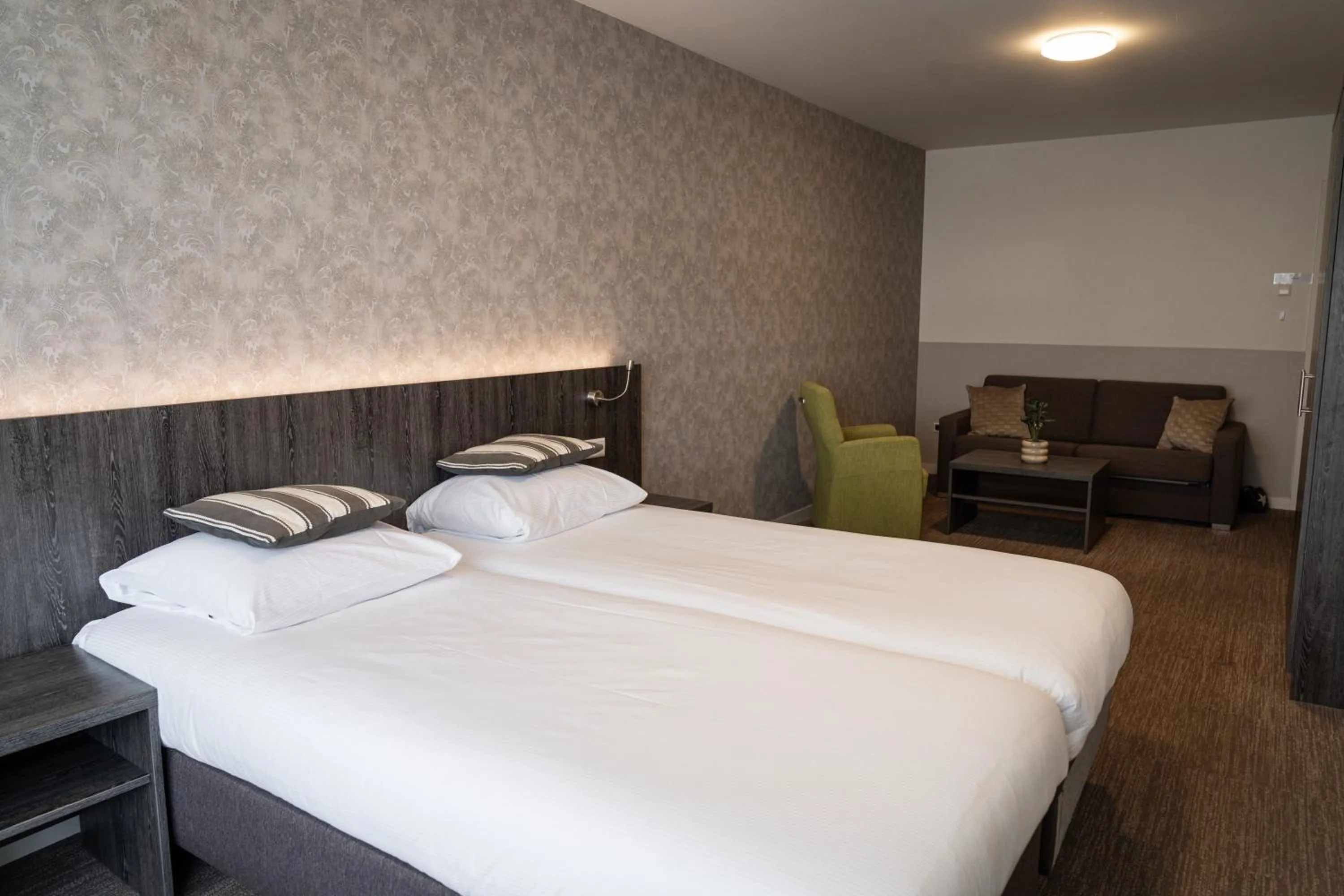 Photo of the whole room, Bed in Het Hart van Weesp