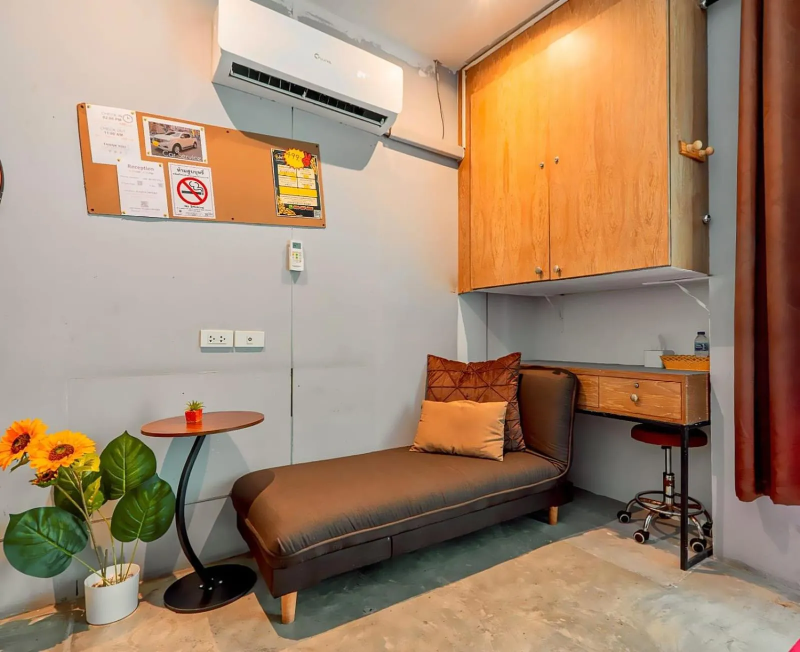 Bedroom, Bed in BM Loft On Nut & Massage