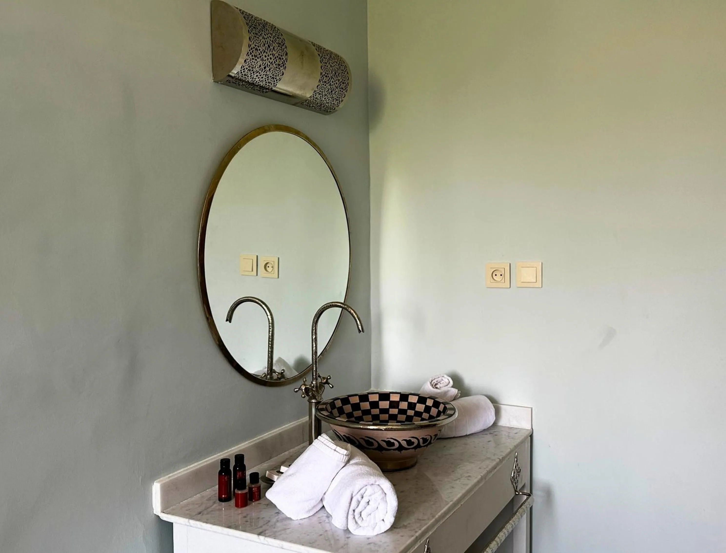 Bathroom in Nomadz Palace