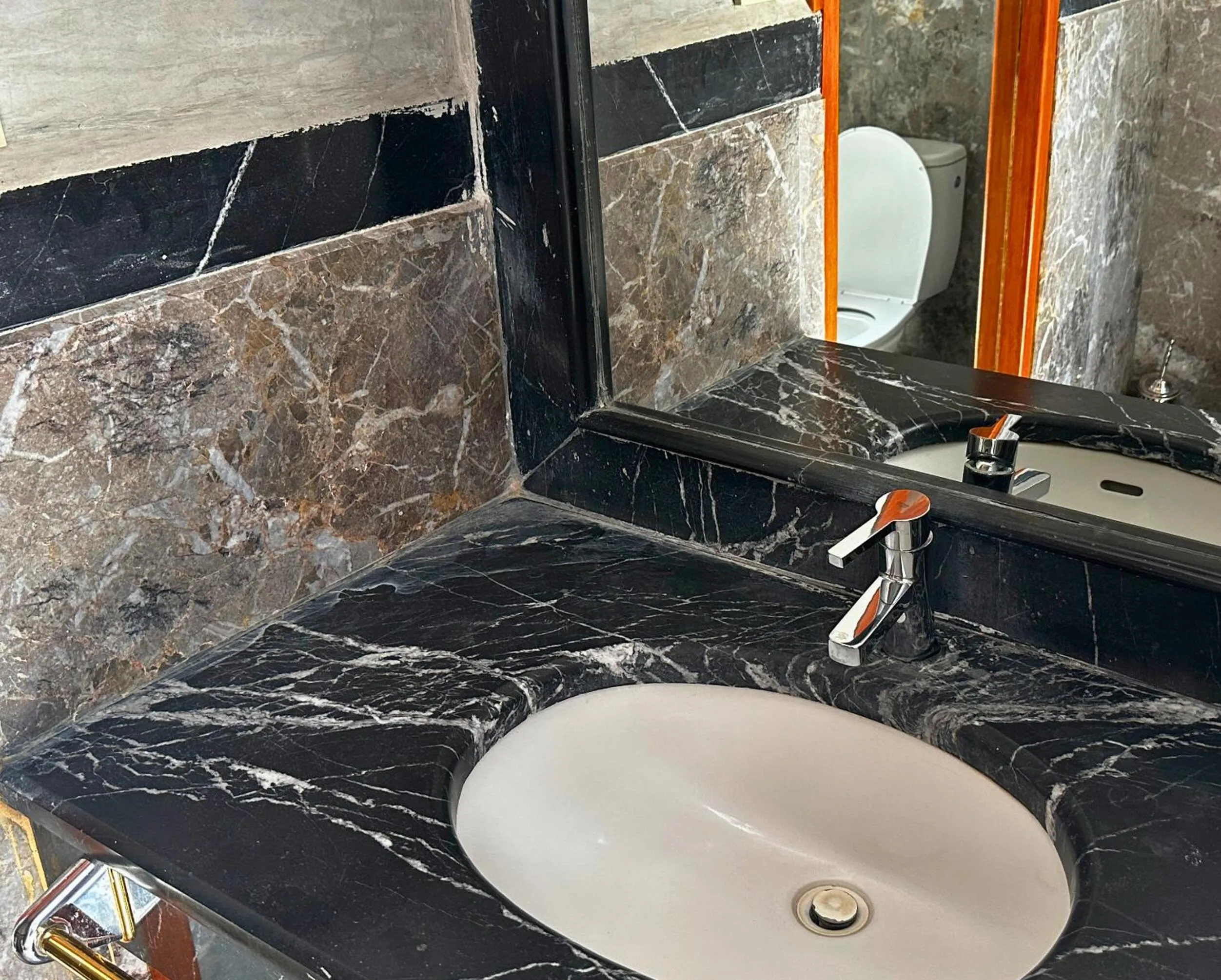 Bathroom in Nomadz Palace