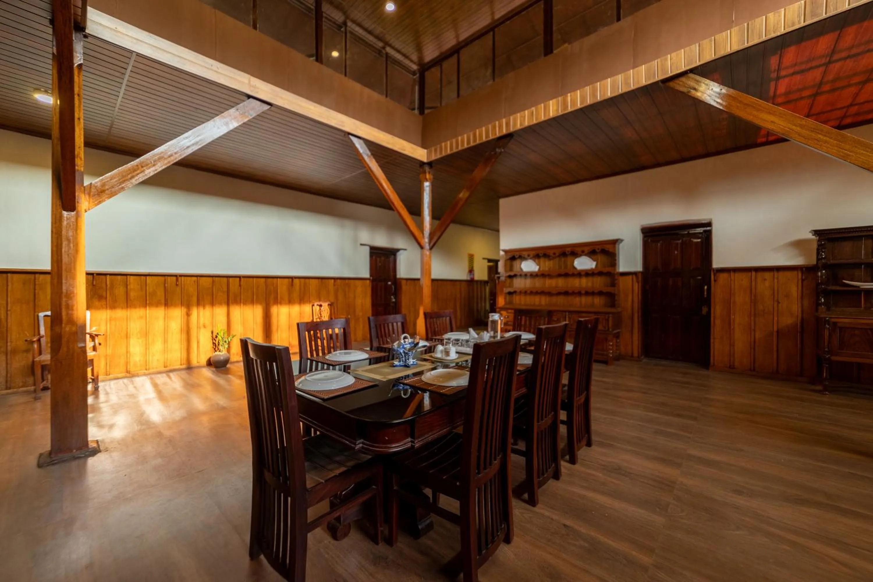 Property building in Harris Holiday Inn