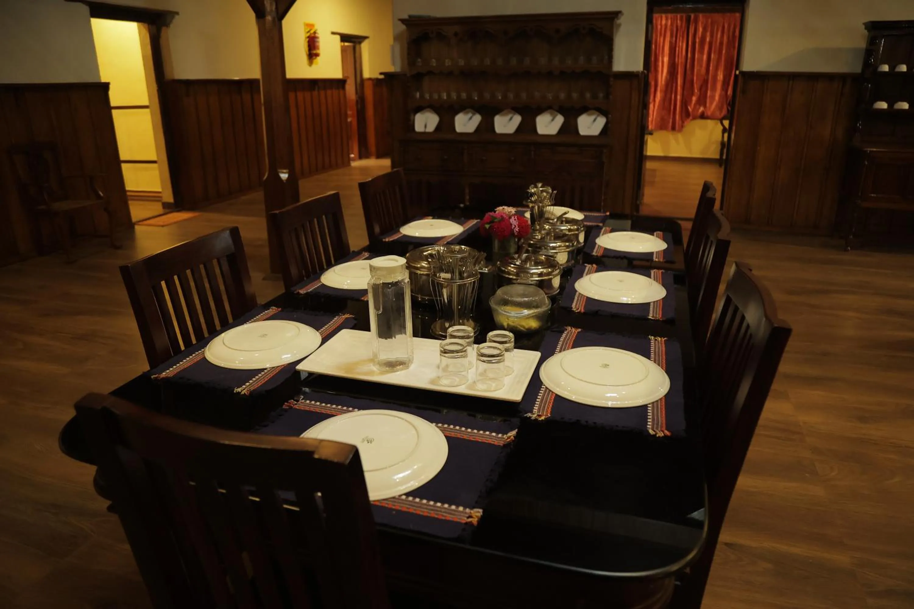 Property building in Harris Holiday Inn