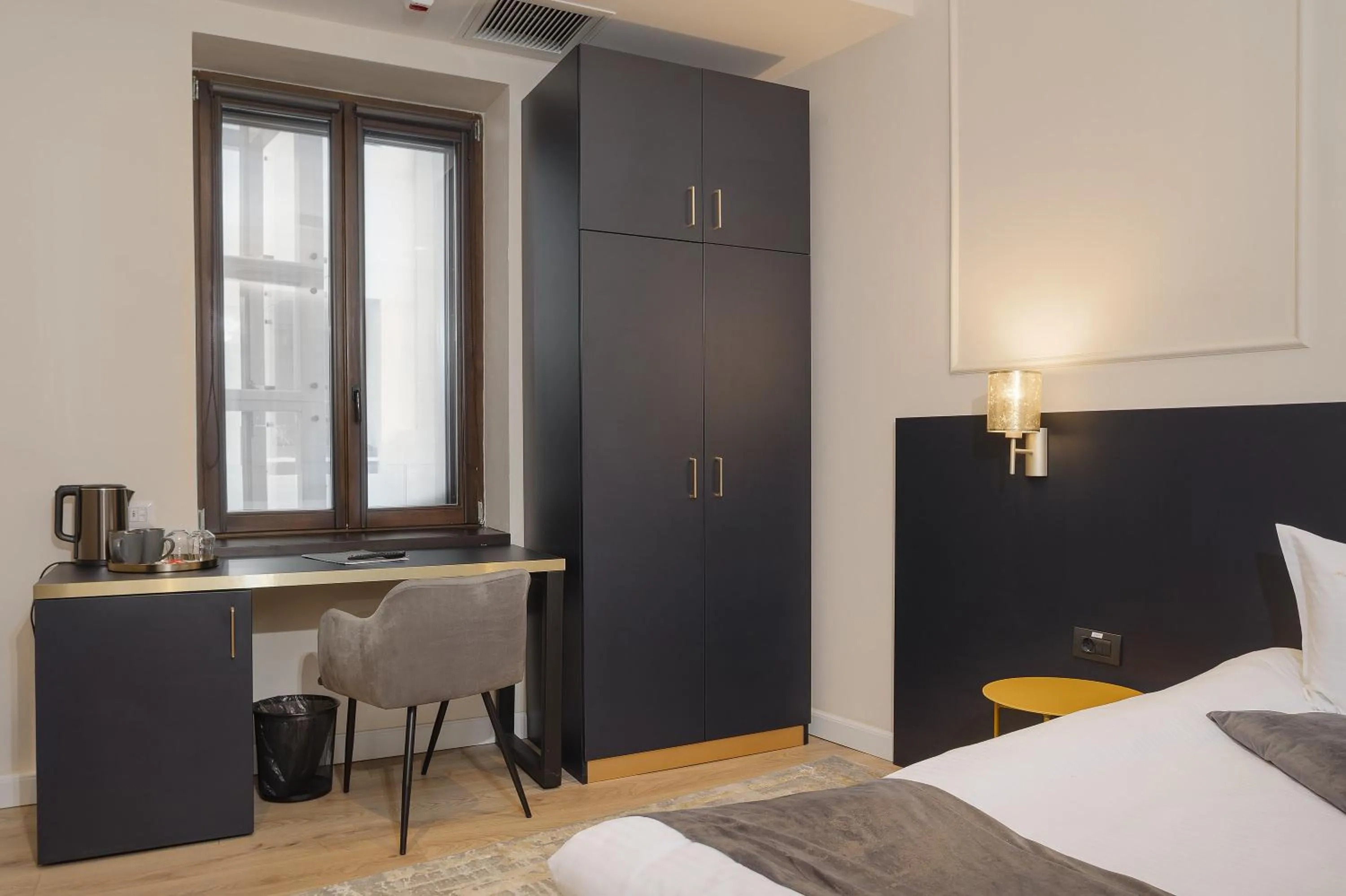 Bedroom, Bed in Hotel Atria