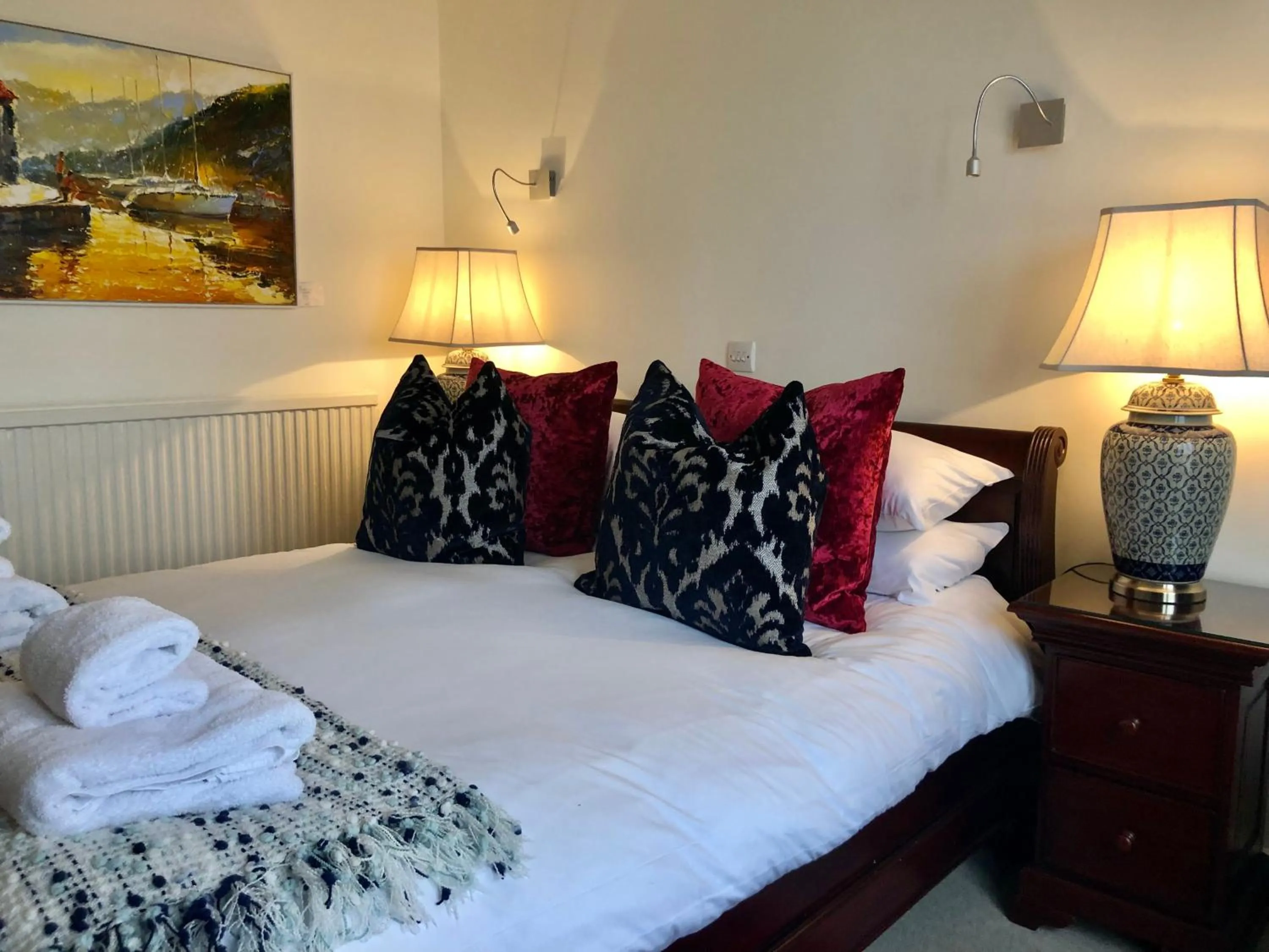 Bed in Hotel Wroxham