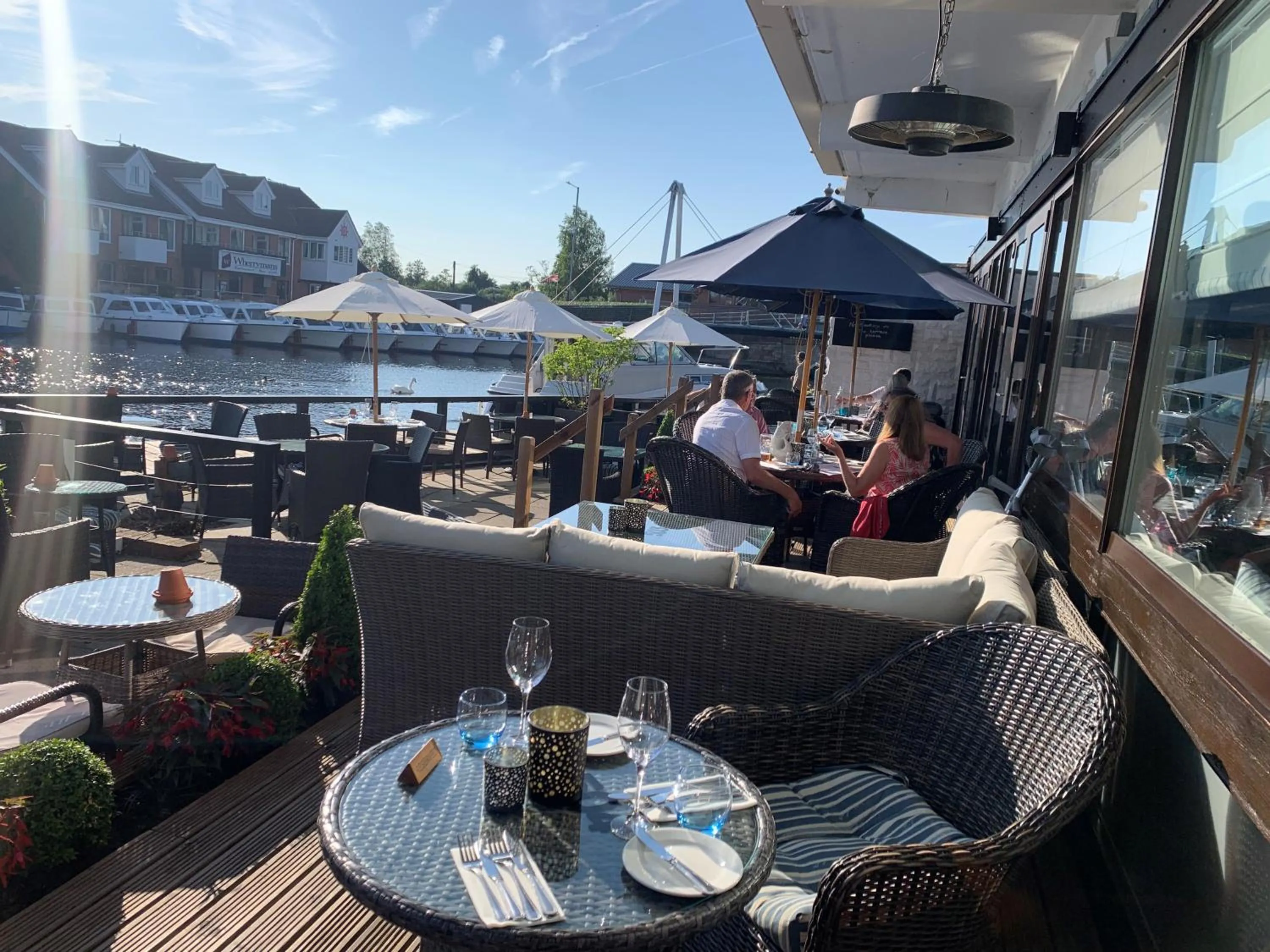 Restaurant/places to eat in Hotel Wroxham