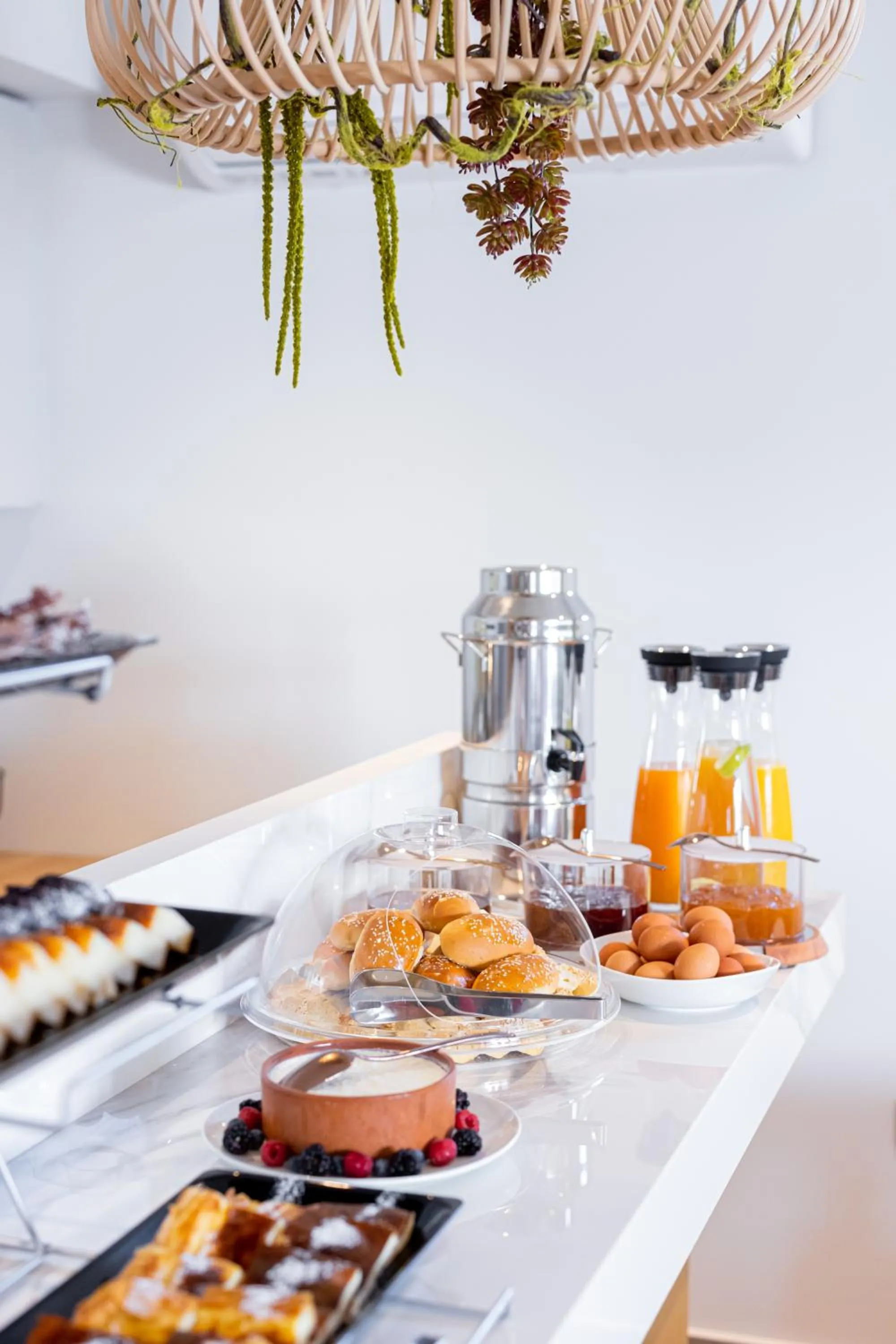 Buffet breakfast in Fildisi luxury suites