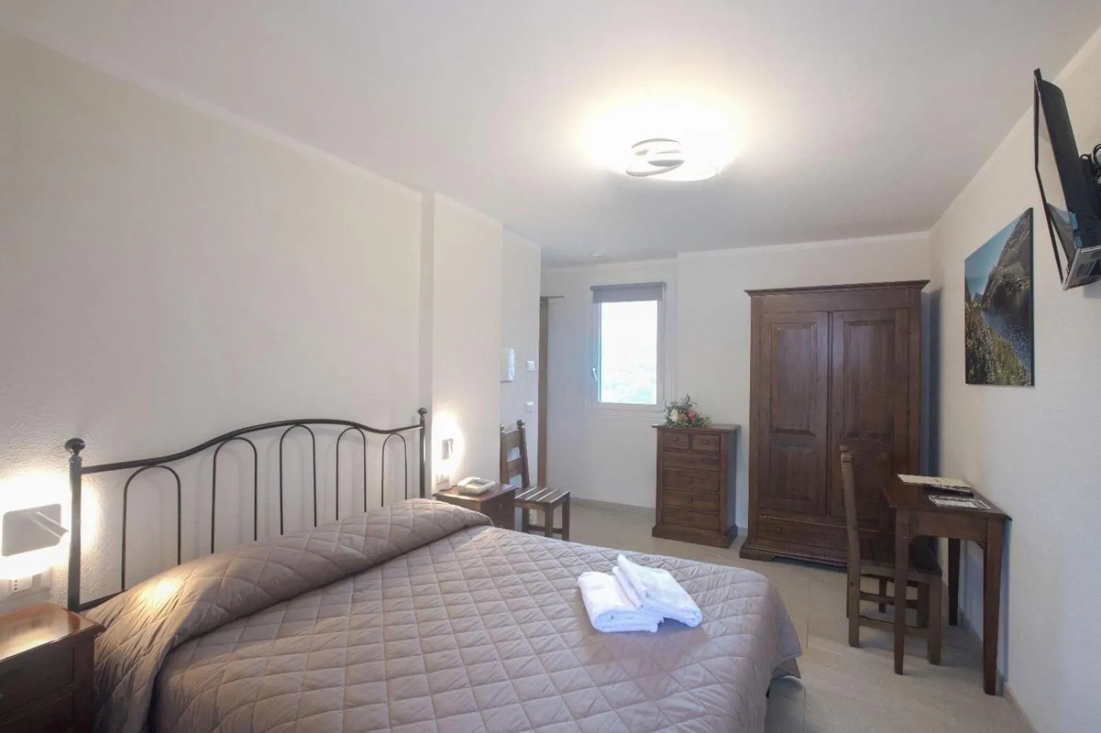 Bed in Albergo Miniere