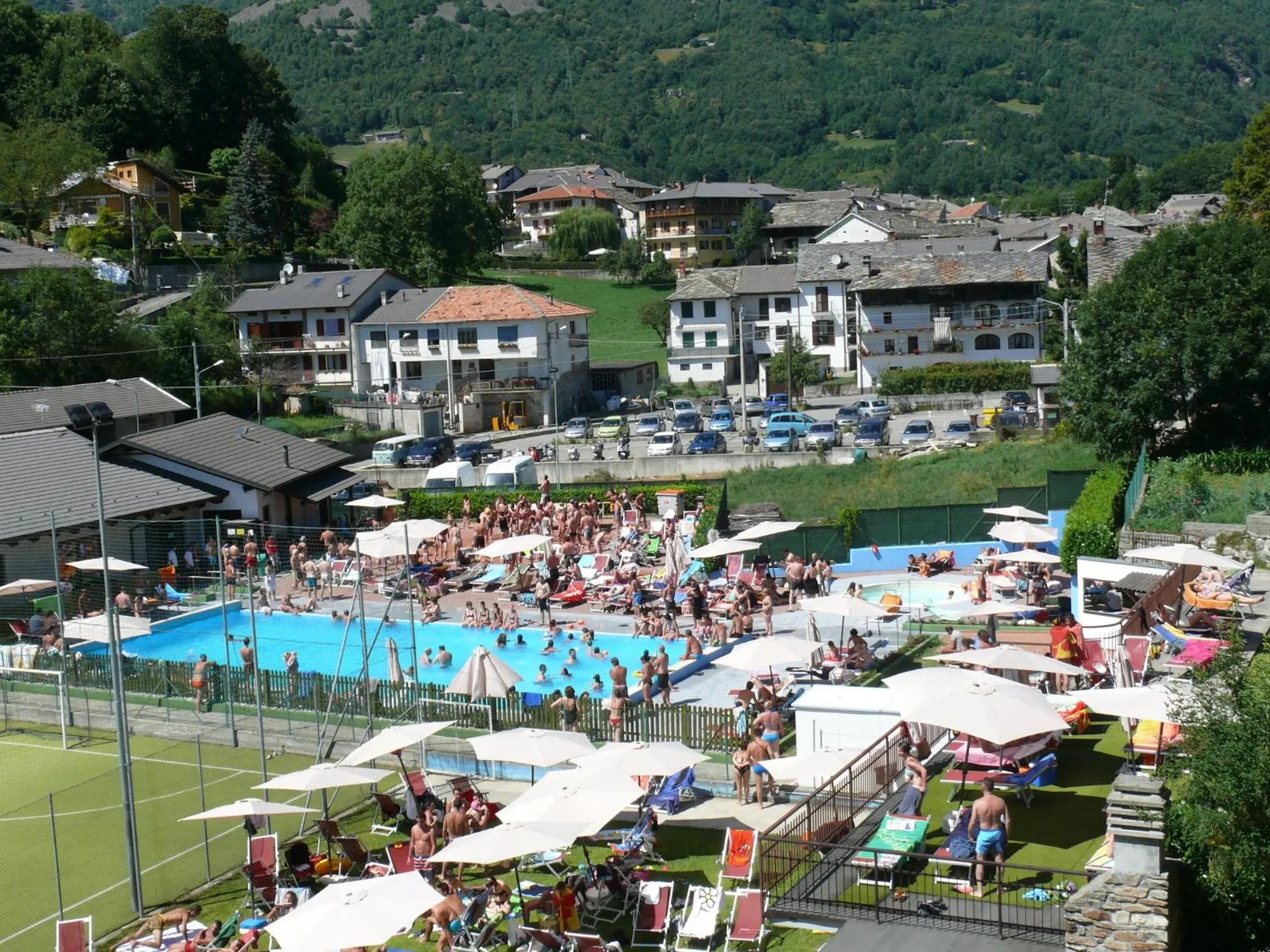 Swimming pool in Albergo Miniere