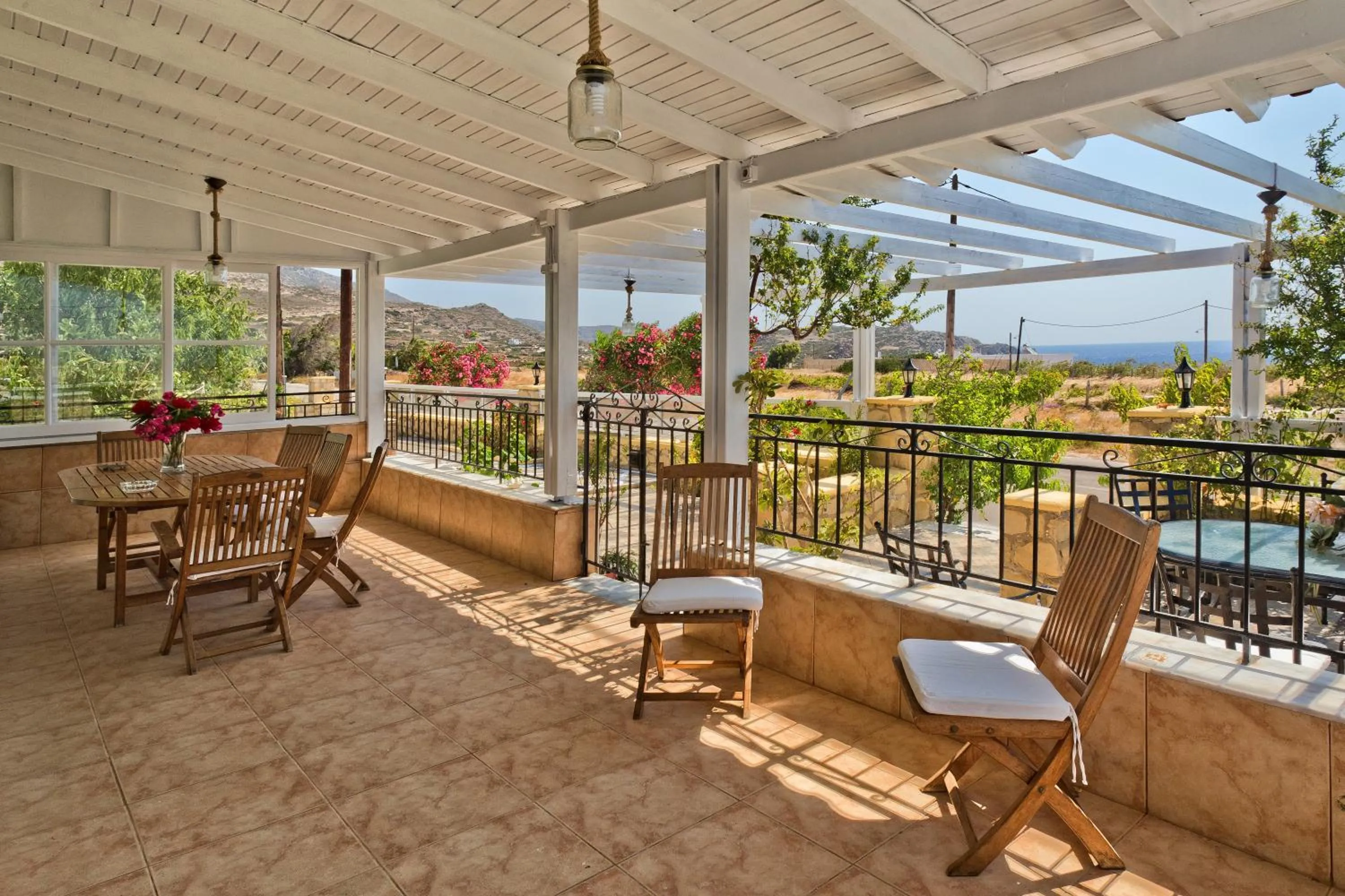 Property building in Villa Ntora
