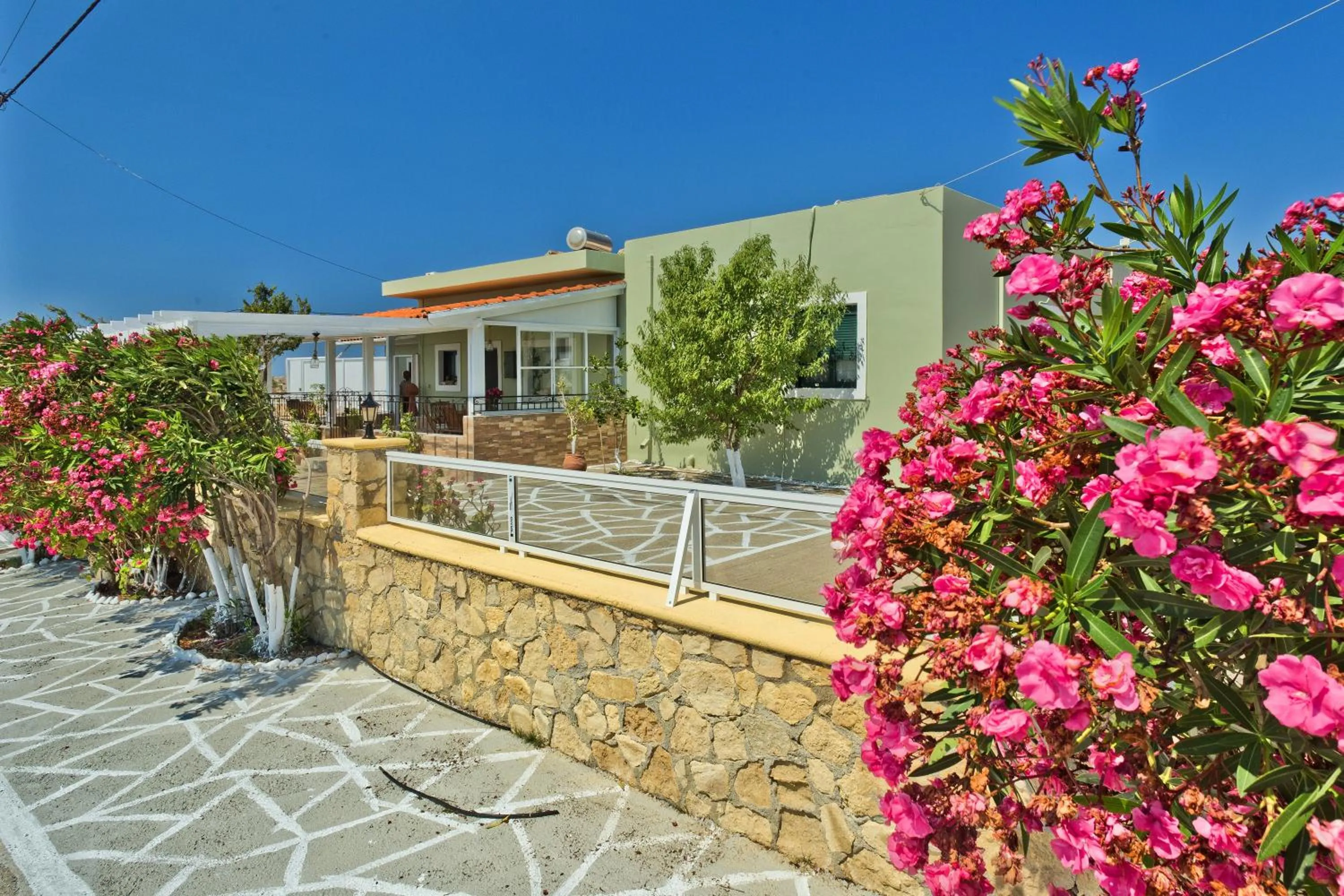 Property building in Villa Ntora