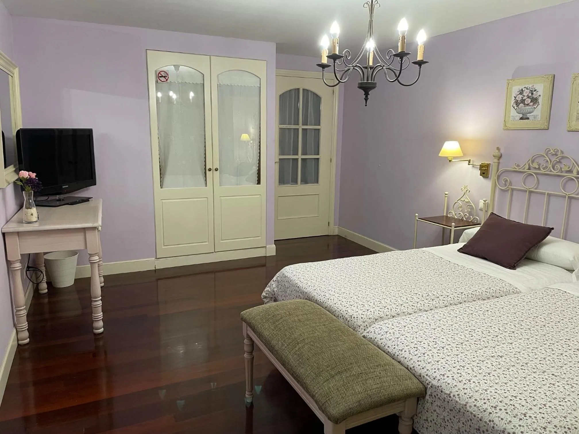 Bedroom, Bed in Hotel Kaia