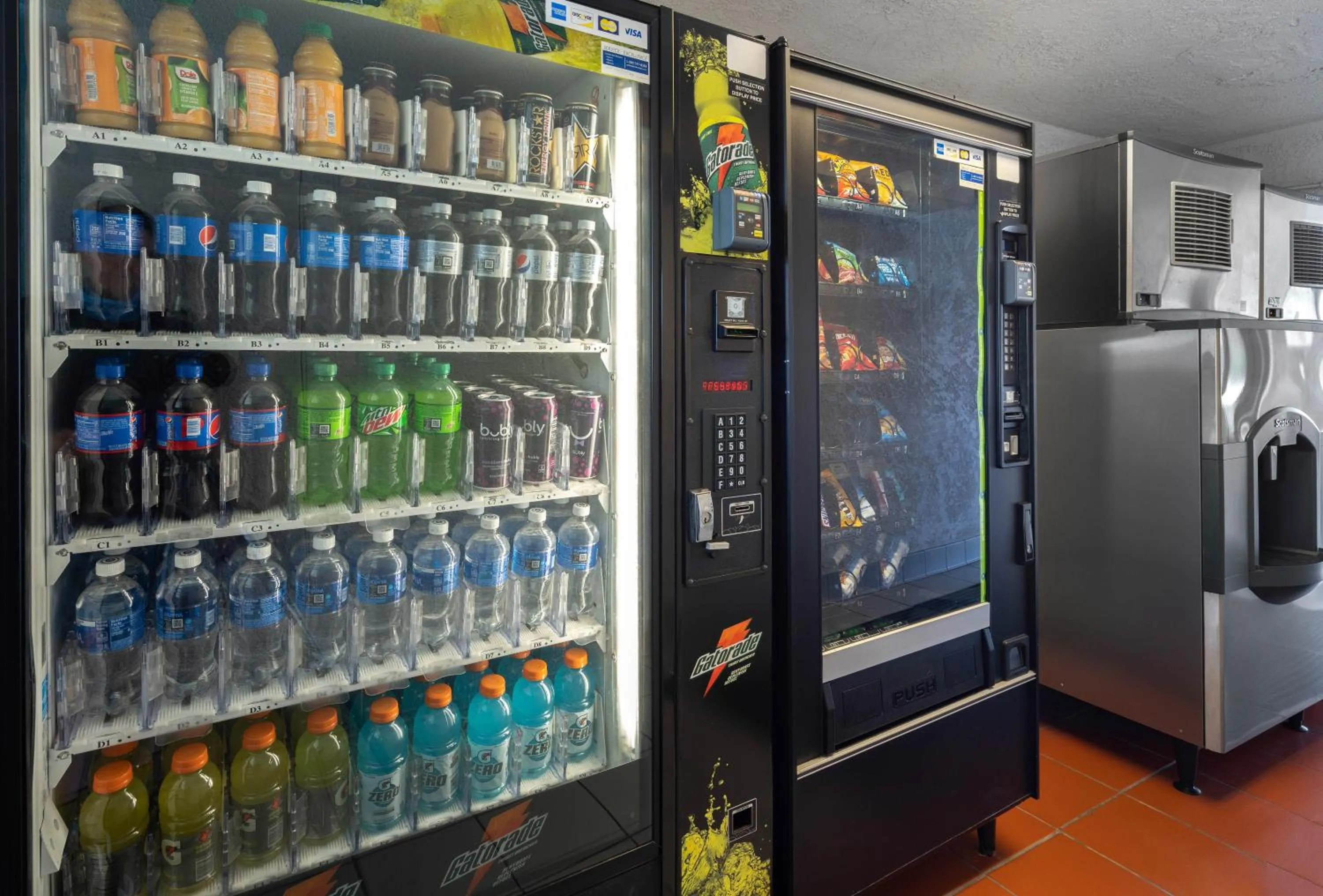 vending machine in Studio 6 Suites Carpinteria, CA Santa Barbara South