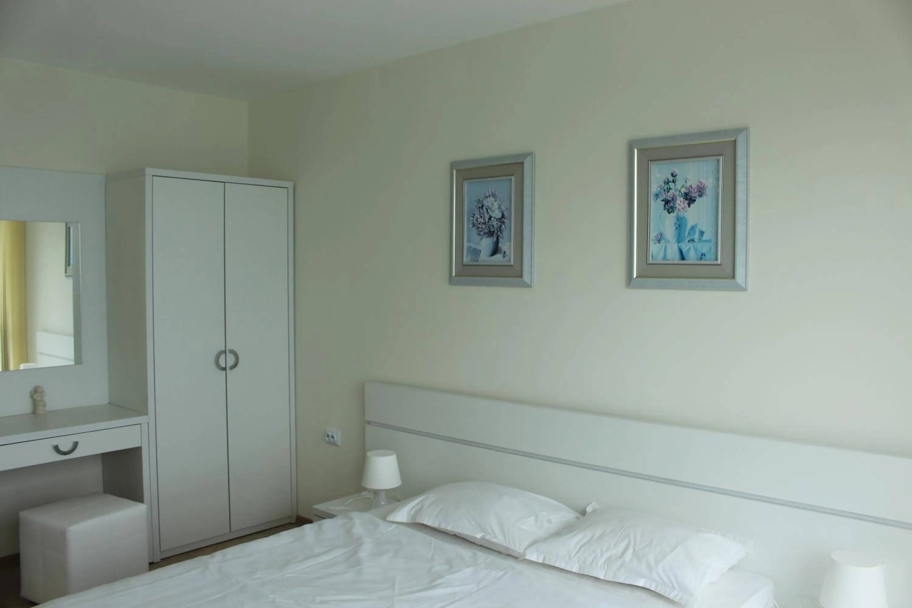 Bedroom, Bed in Calithea Complex