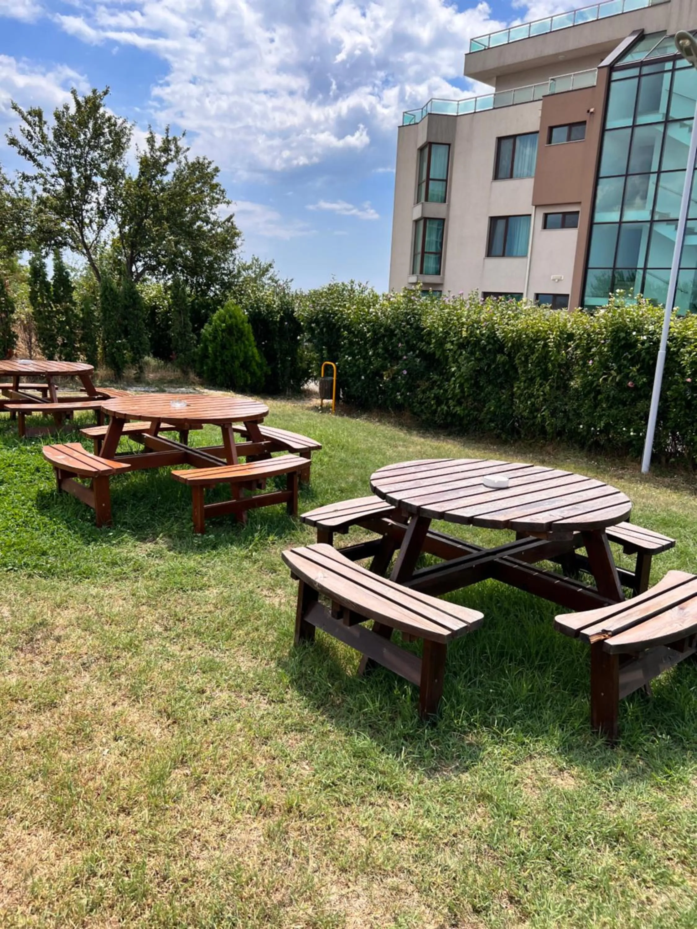 BBQ facilities in Calithea Complex