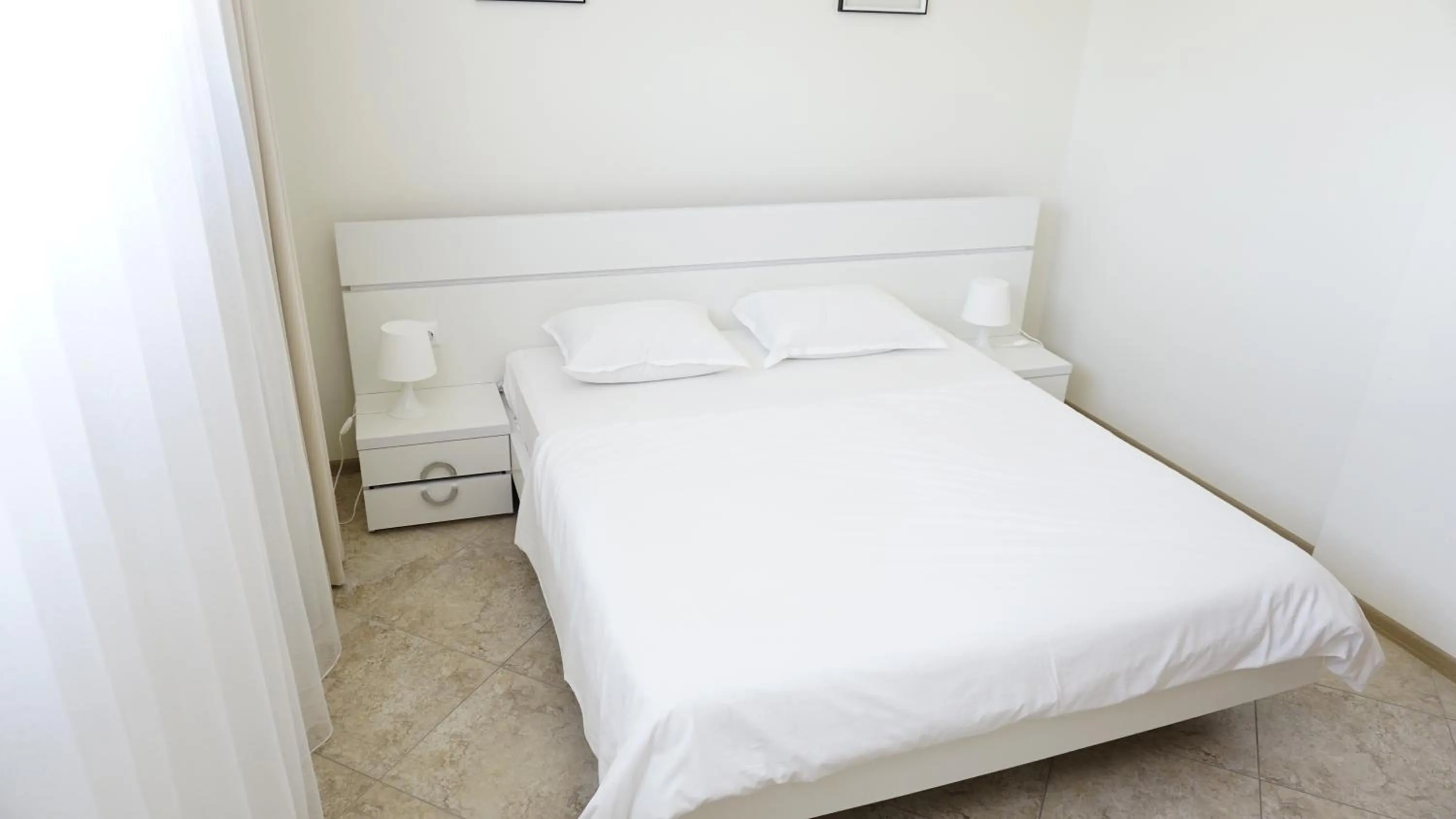 Bedroom, Bed in Calithea Complex