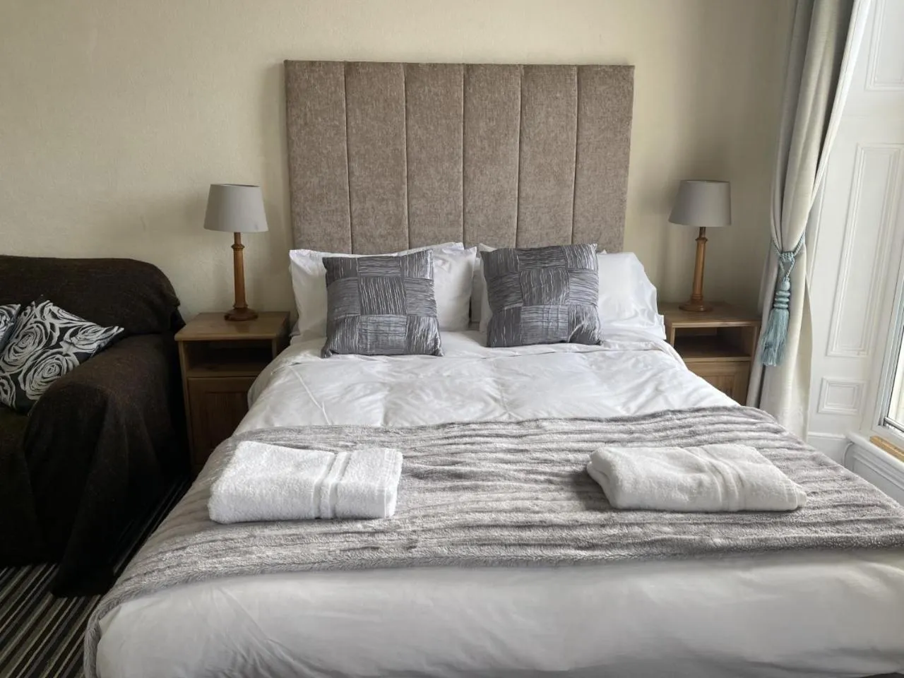 Bedroom, Bed in Edinburgh Rays Guest House