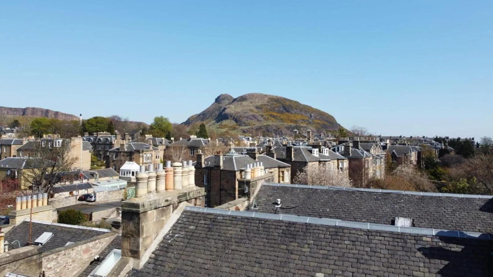 City view in Edinburgh Rays Guest House