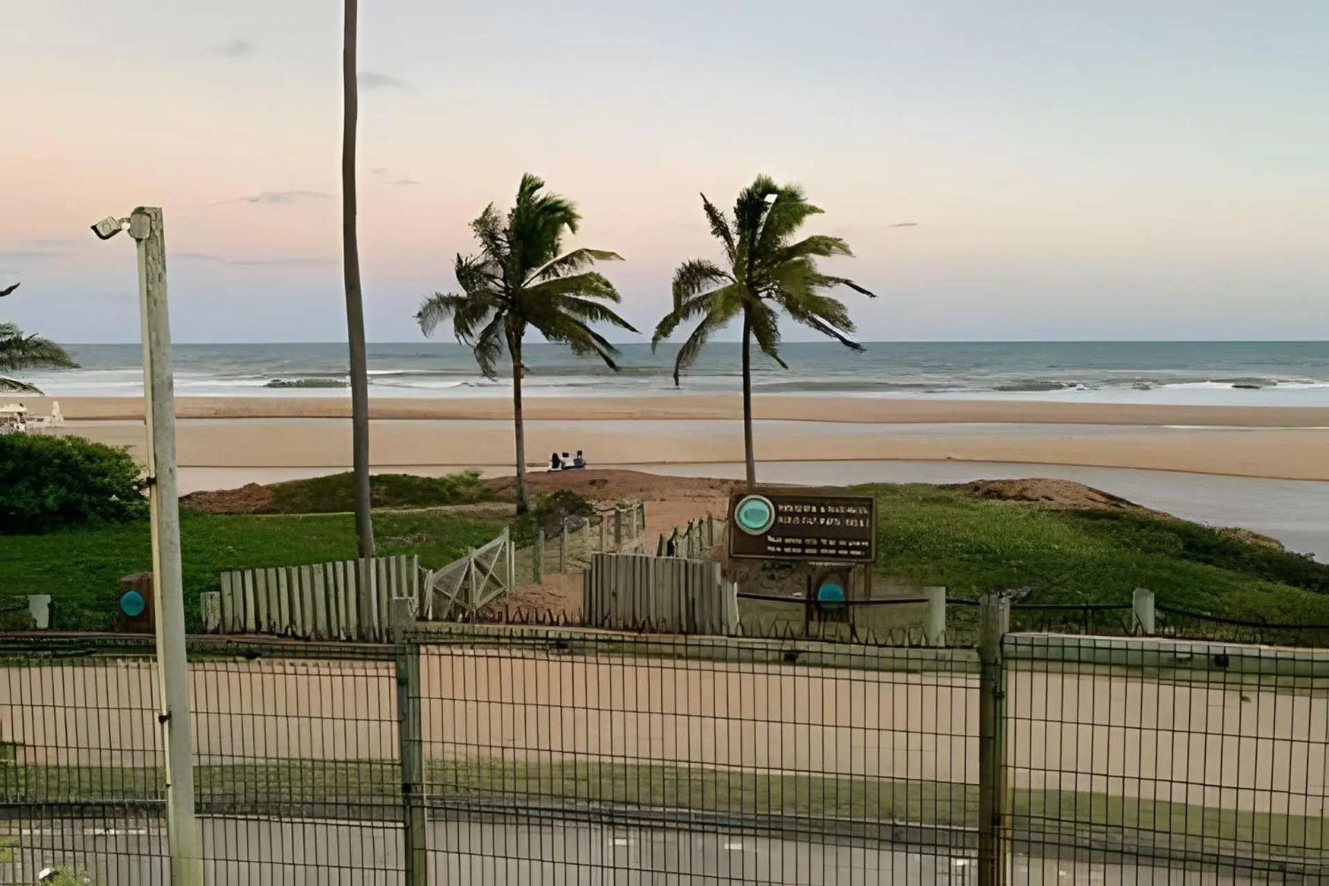 Pé na areia - Reserva Ecológica - Tranquilidade