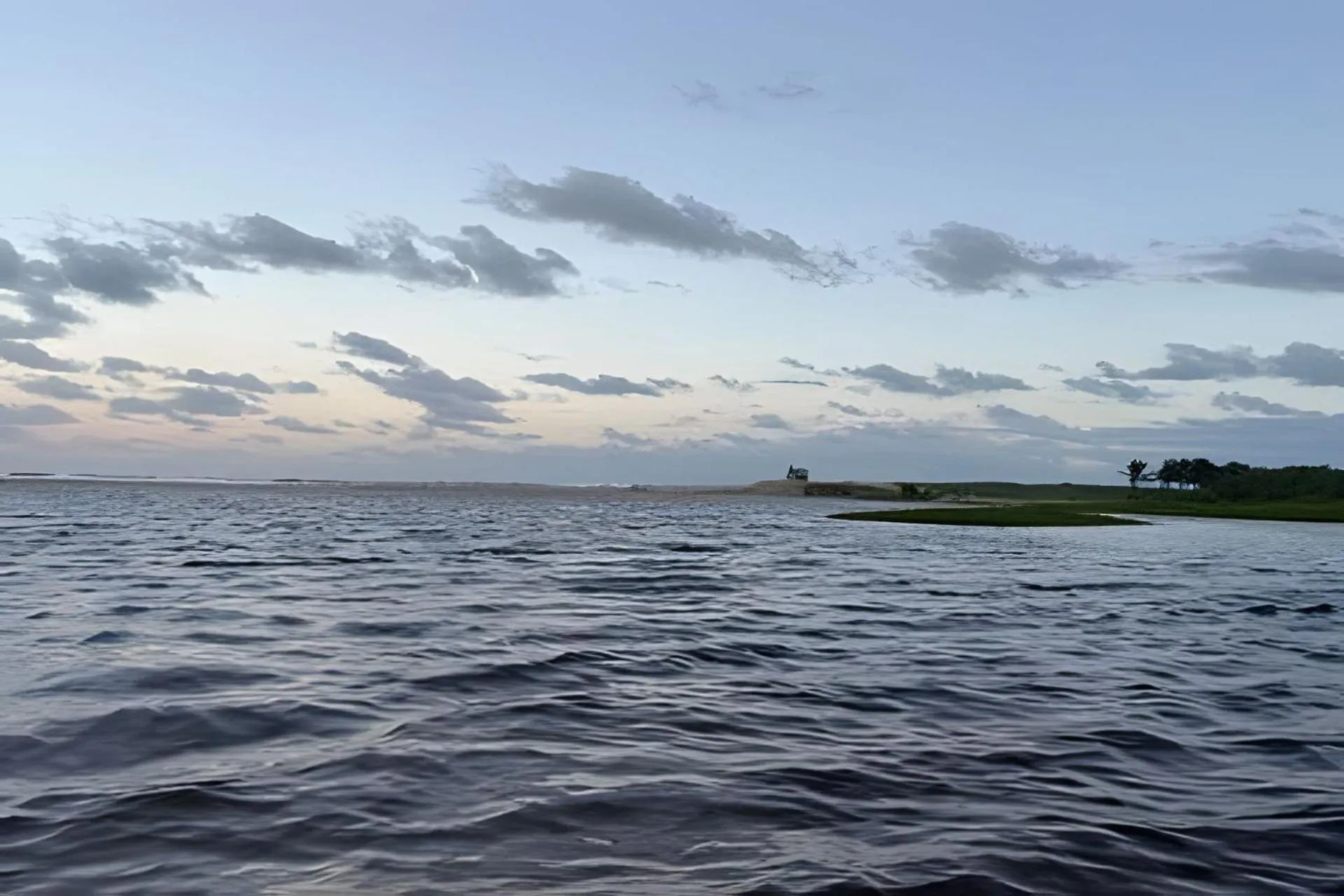 Pé na areia - Reserva Ecológica - Tranquilidade