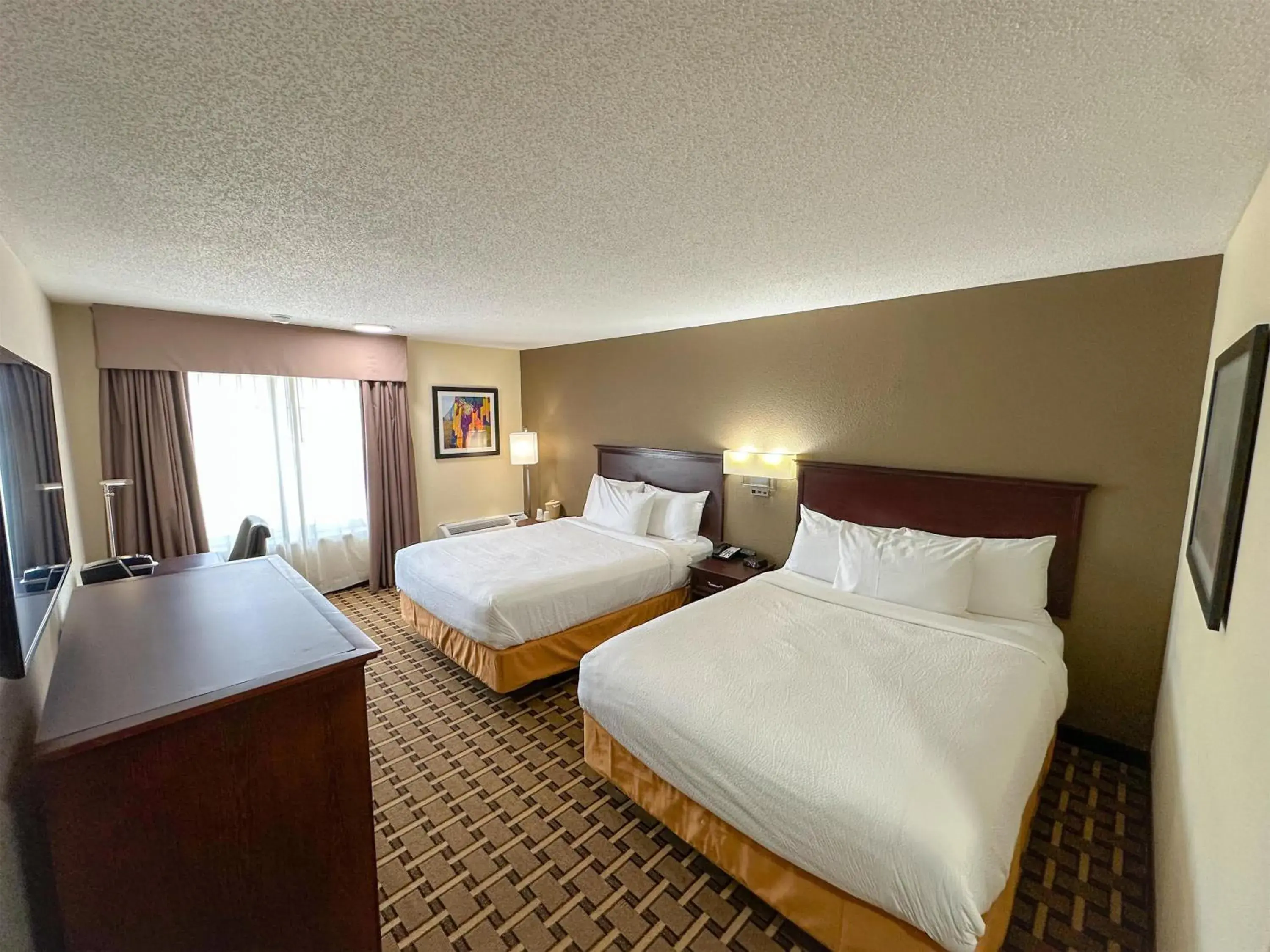 Bedroom, Bed in Sonesta Essential Hotels Overland Park Bedroom, Bed in Sonesta Essential Hotels Overland Park