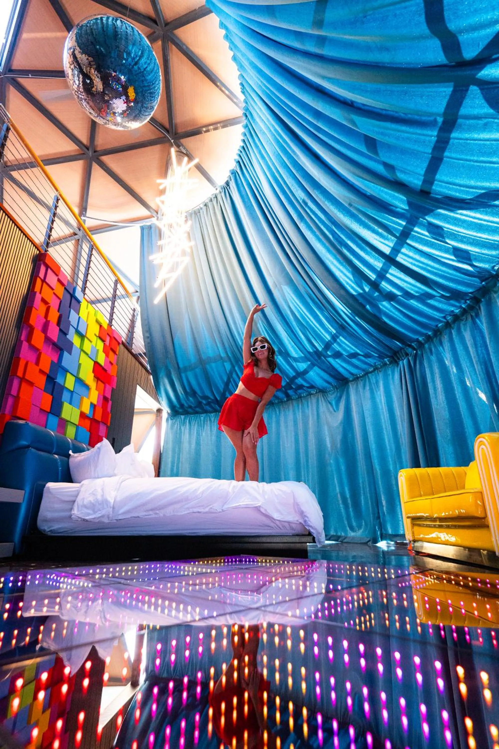 Bedroom, Bed in Clear Sky Resorts - Bryce Canyon - Unique Stargazing Domes