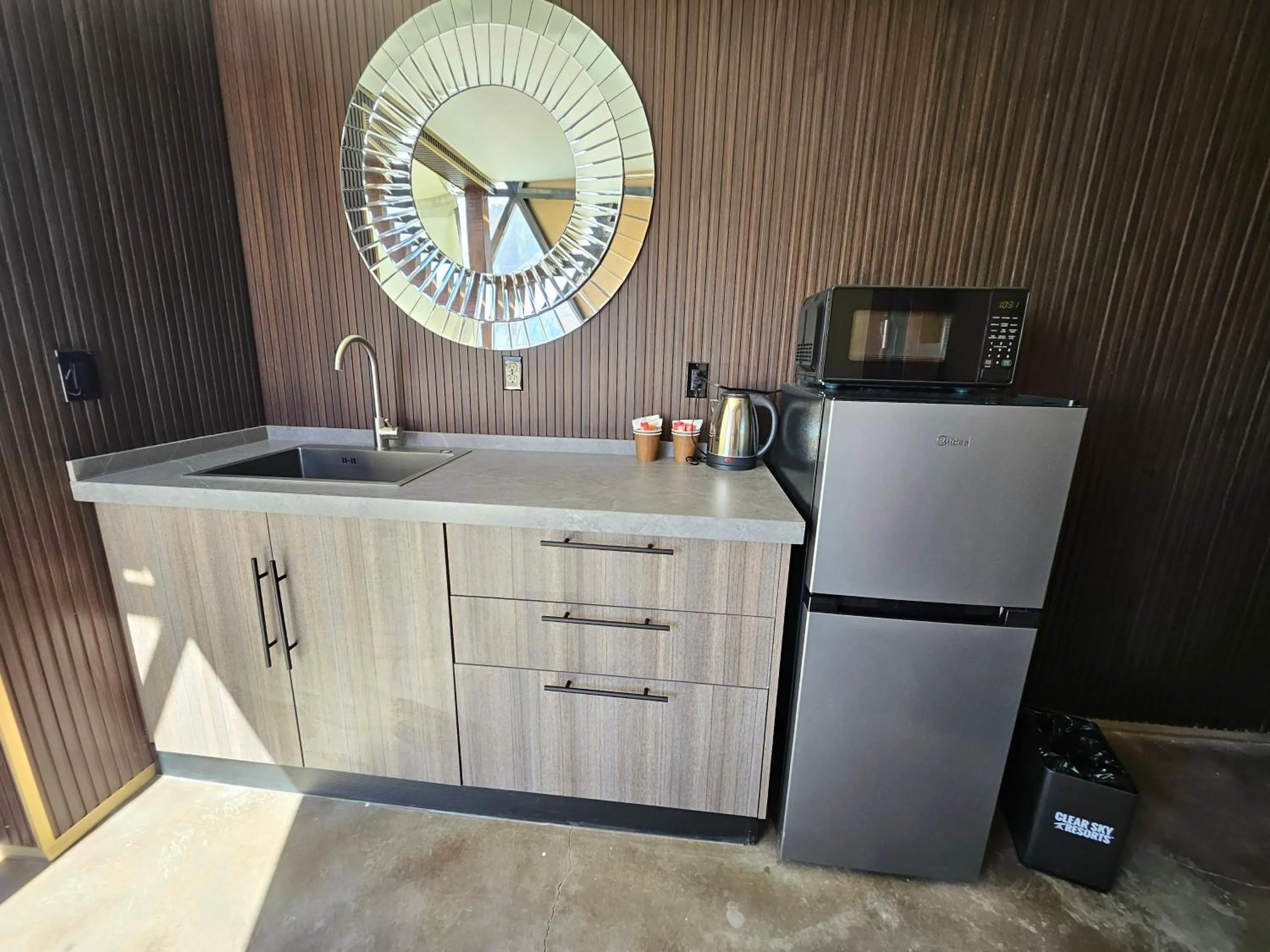Kitchen or kitchenette in Clear Sky Resorts - Bryce Canyon - Unique Stargazing Domes
