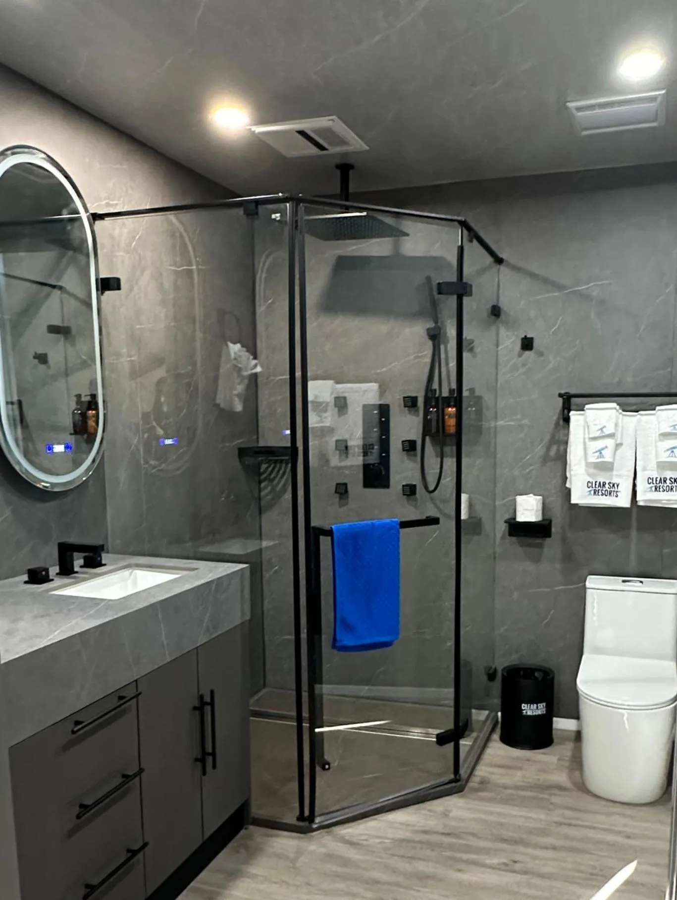 Bathroom in Clear Sky Resorts - Bryce Canyon - Unique Stargazing Domes