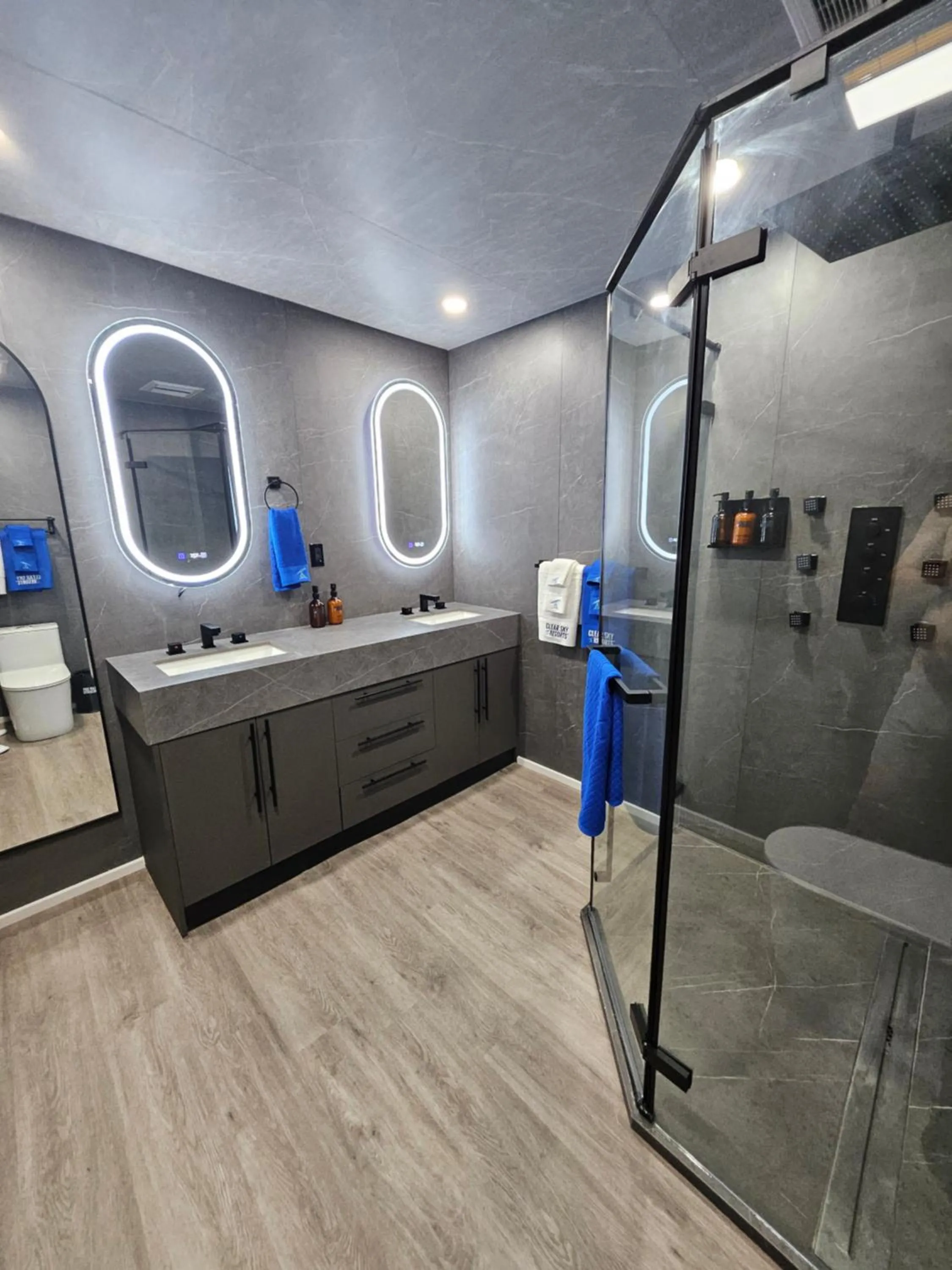 Bathroom in Clear Sky Resorts - Bryce Canyon - Unique Stargazing Domes