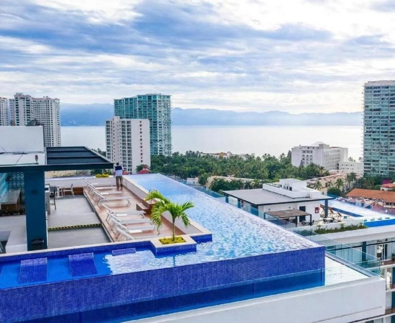 Pool view in Monyxbnb at Zoho Skies