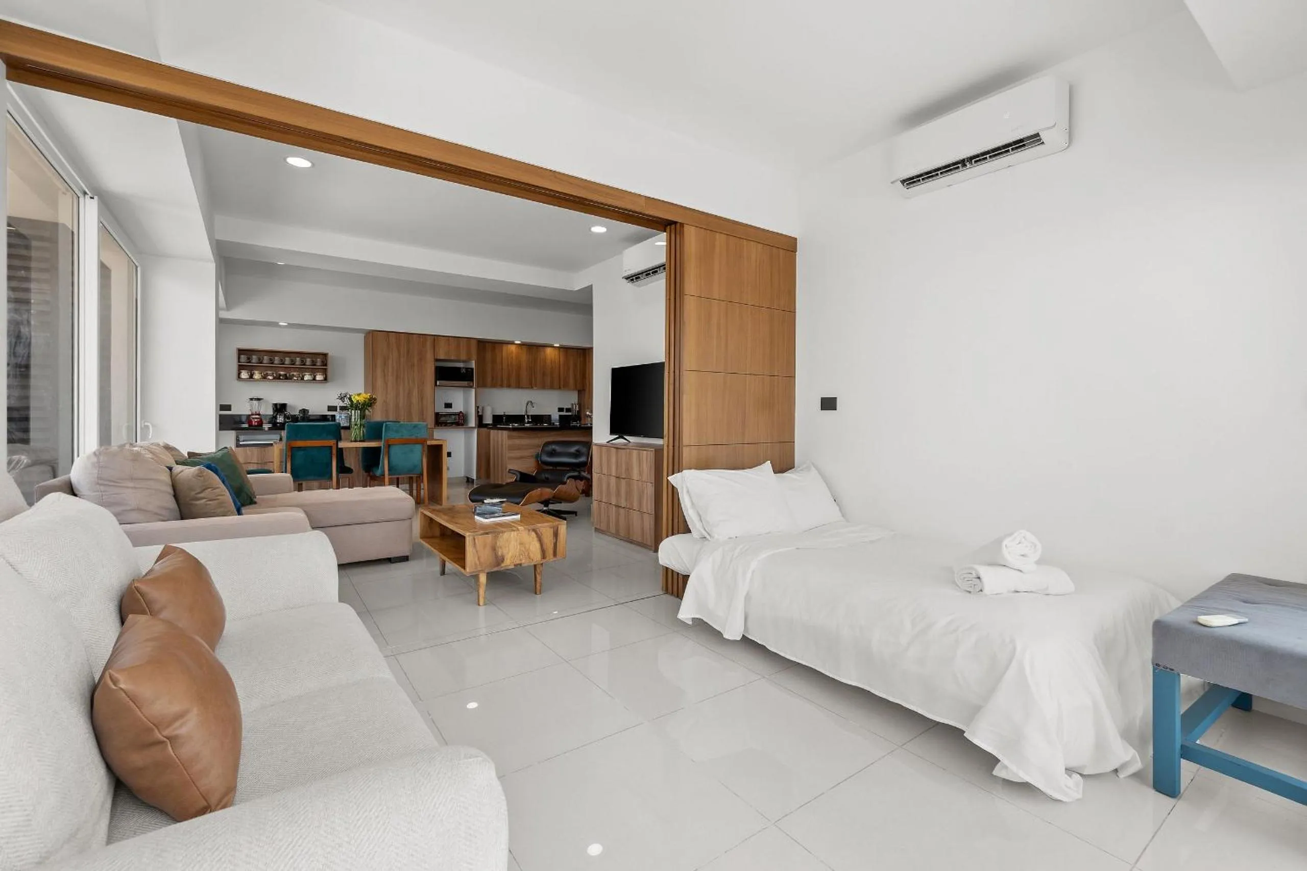 Bed in Monyxbnb at Zoho Skies